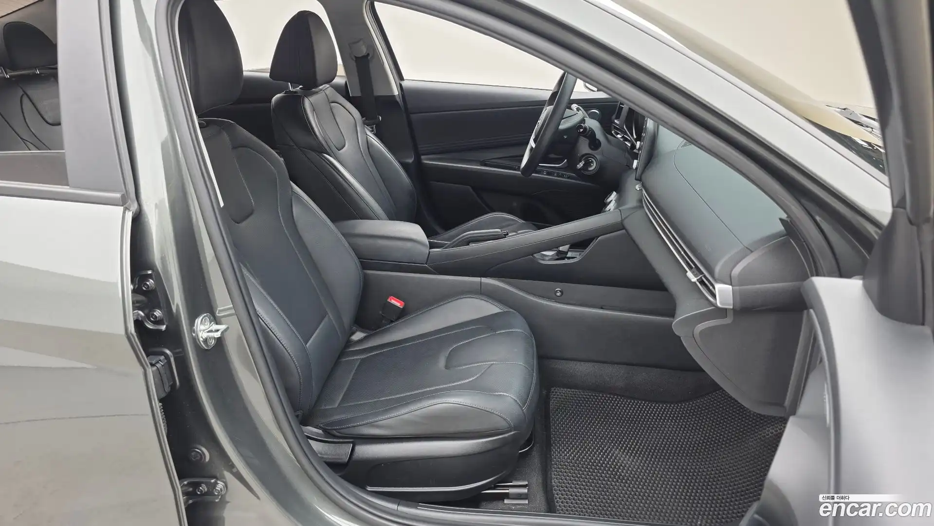 AVANTE Hyundai 2022.6-OPTION-015