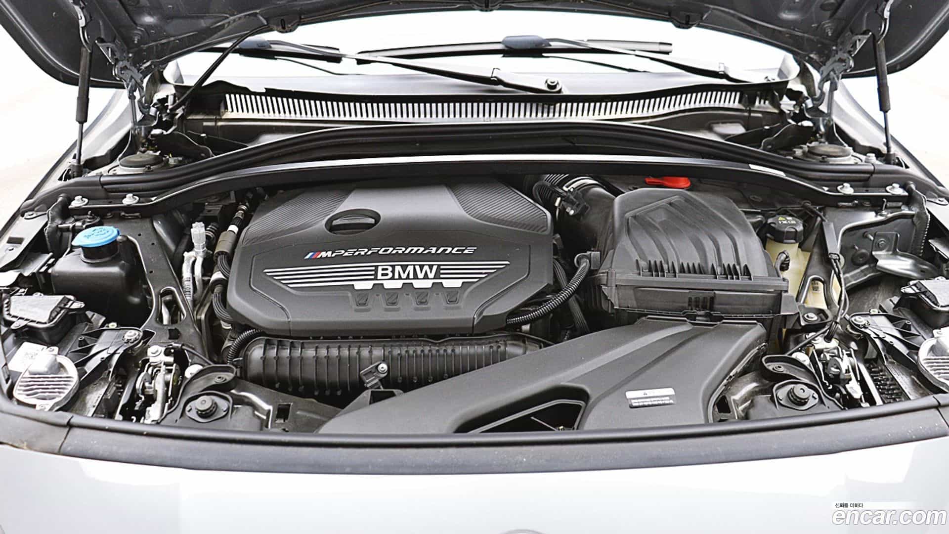 1-Series BMW 2023.9-OUTER-006