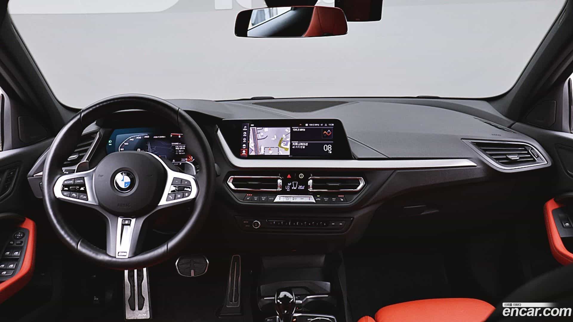 1-Series BMW 2023.9-INNER-007
