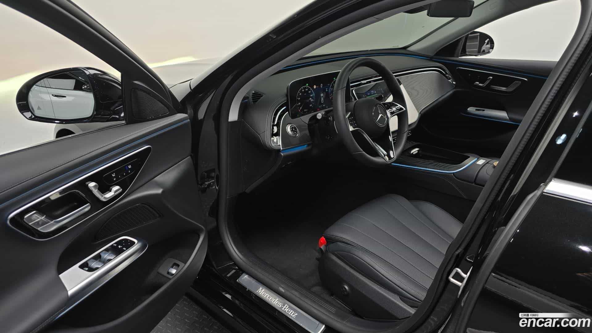 E-Class Mercedes-Benz 2025.4-INNER-010