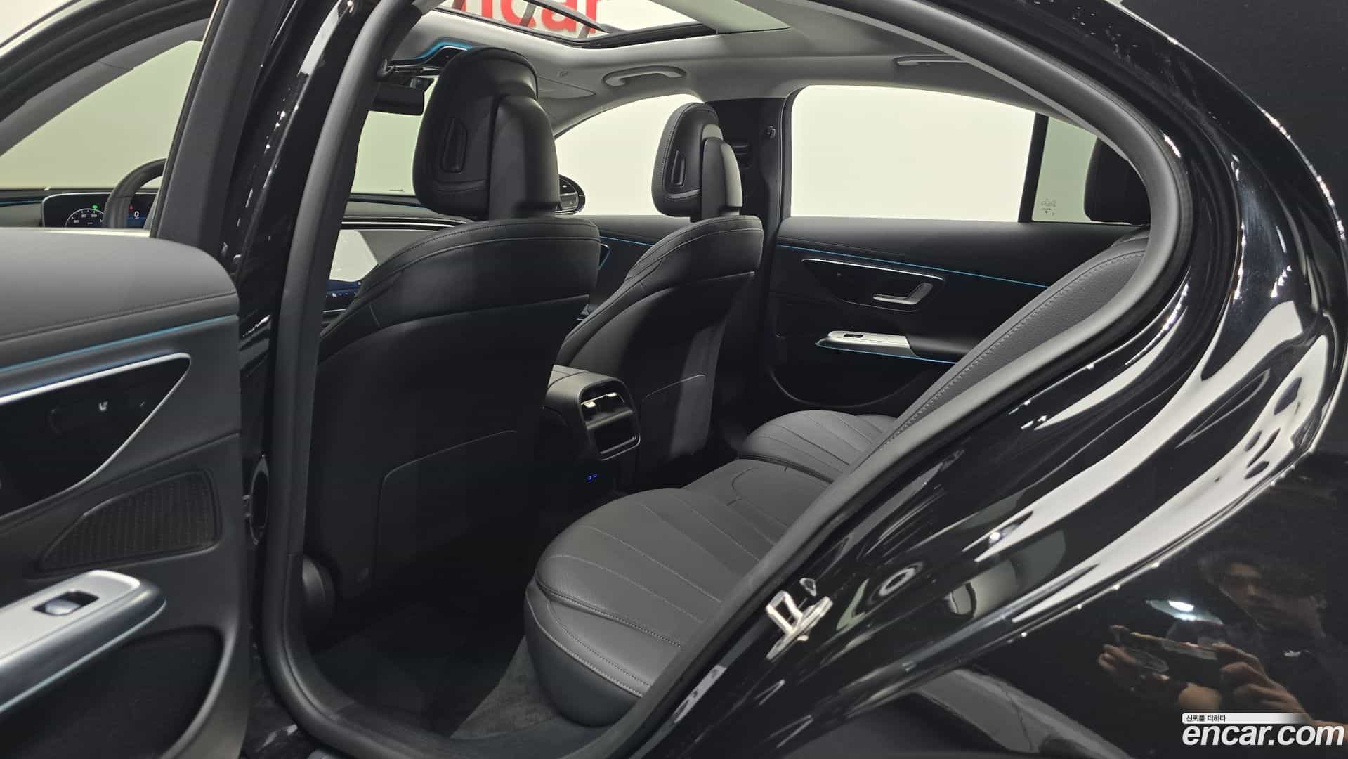 E-Class Mercedes-Benz 2025.4-OPTION-015