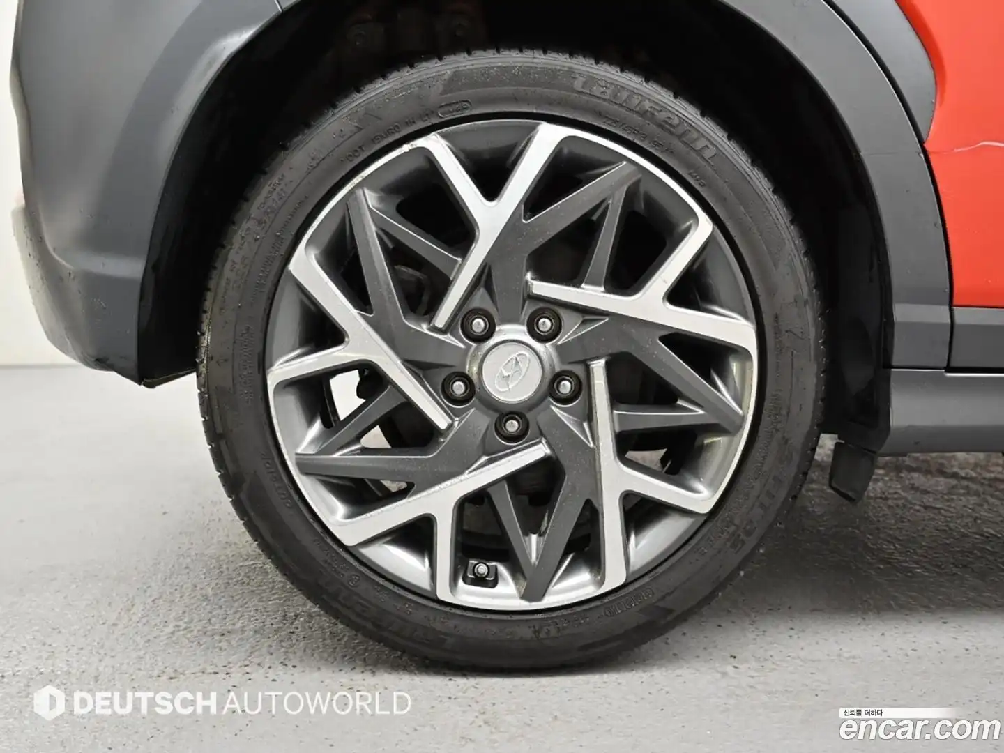 Kona Hyundai 2019.8-OPTION-024
