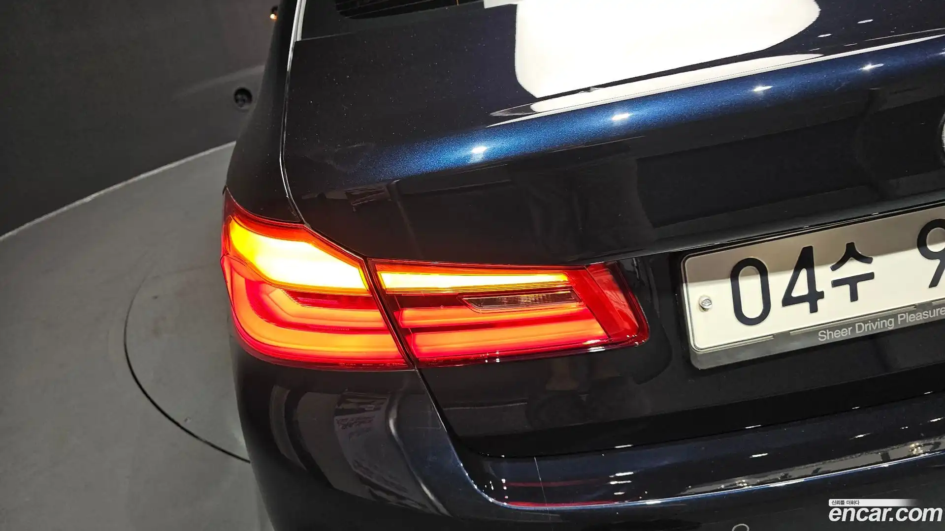5-Series BMW 2018.4-OUTER-033