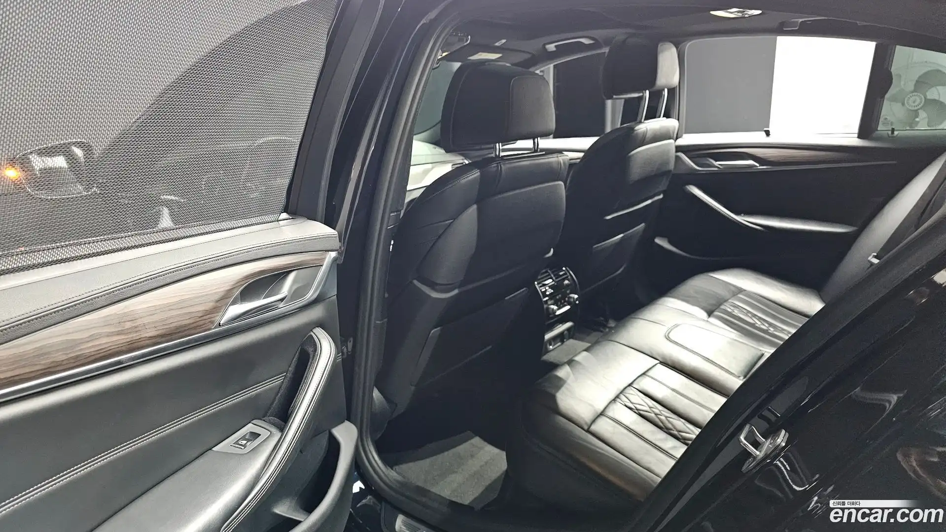 5-Series BMW 2018.4-INNER-036
