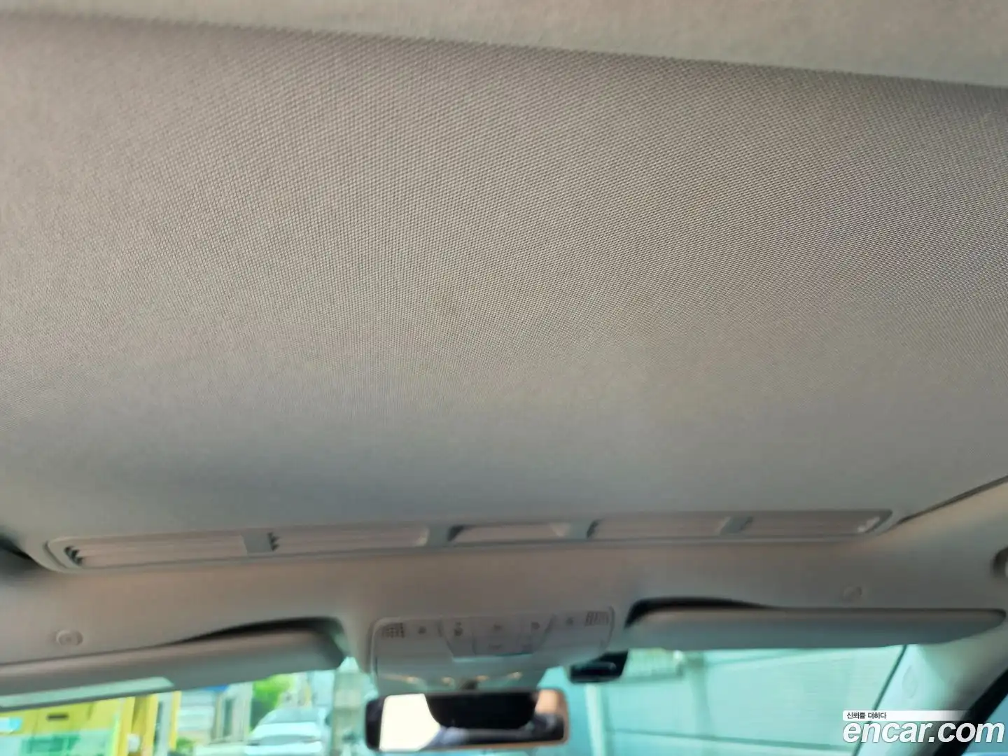 E-Class Mercedes-Benz 2019.3-OPTION-019