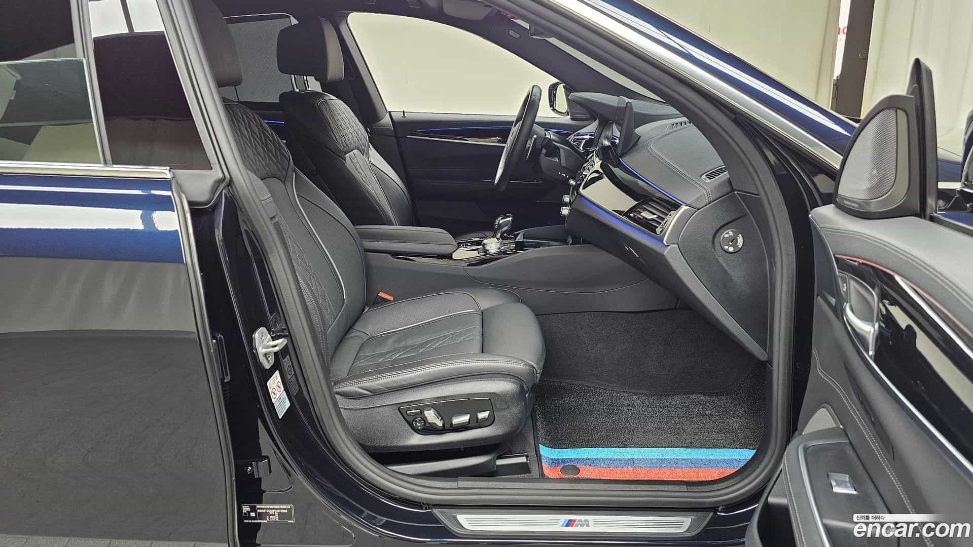Gran Turismo BMW 2023.3-INNER-036