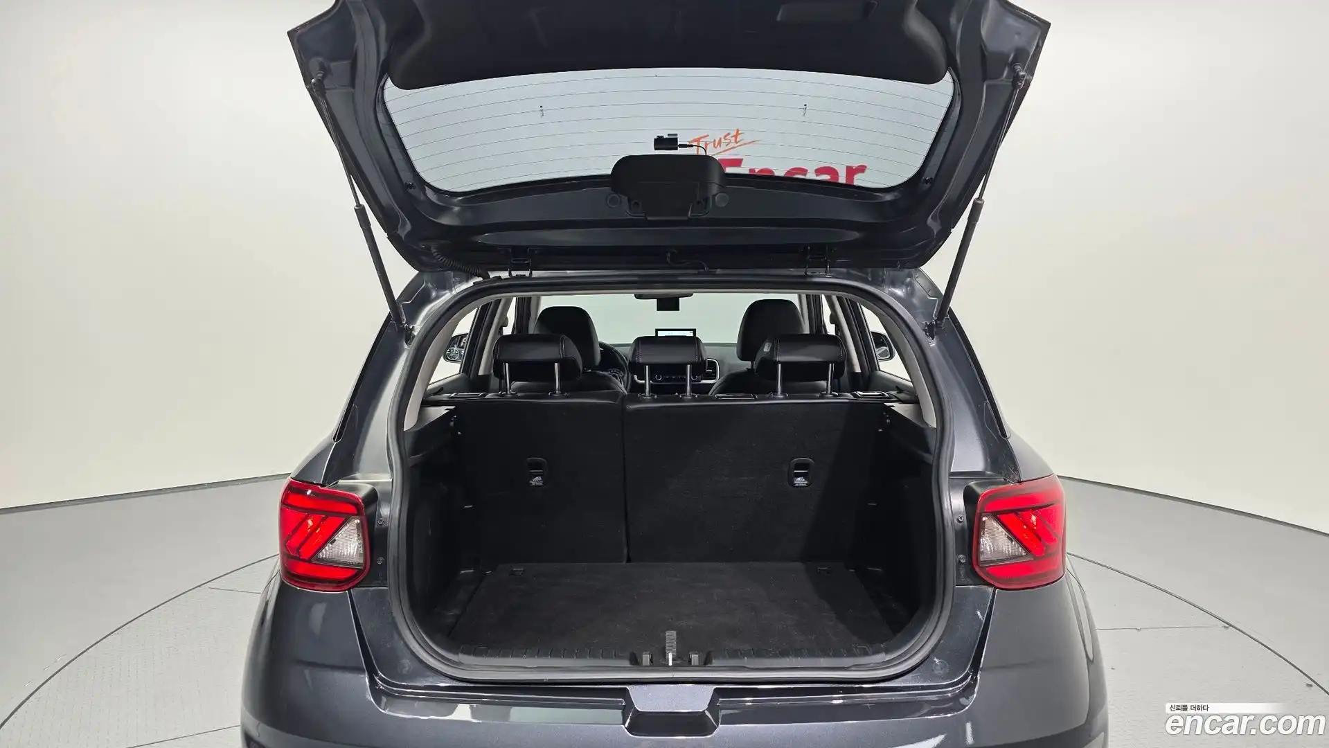 Venue Hyundai 2019.10-OPTION-024