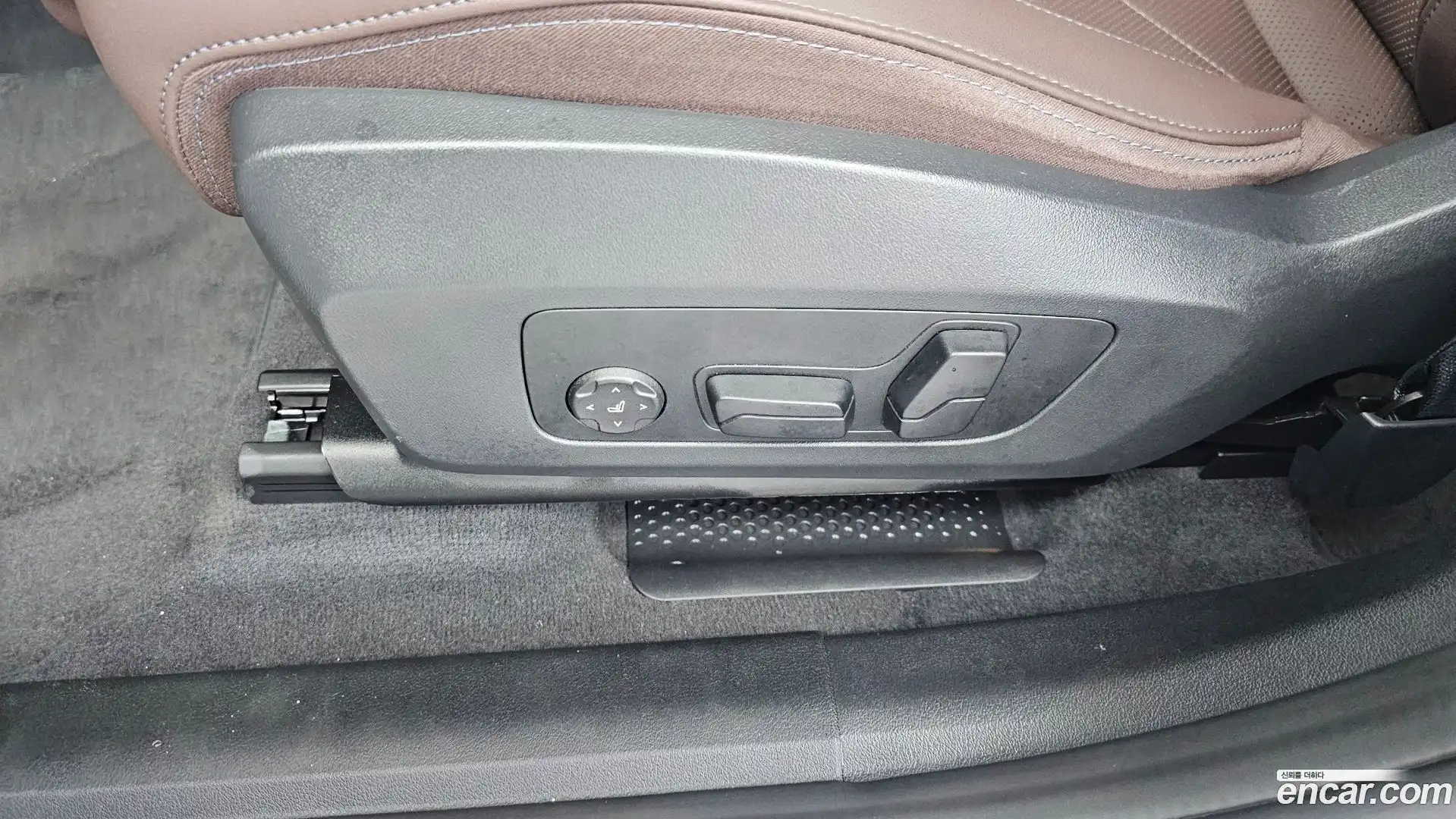 2-Series BMW 2025.4-OPTION-043
