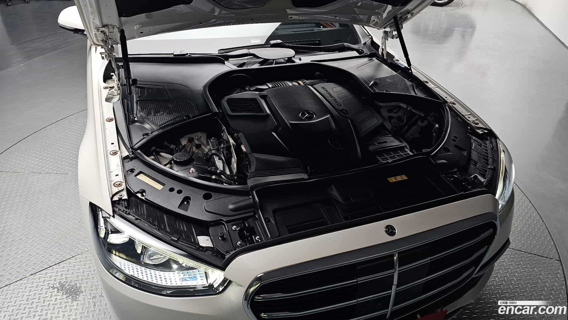 S-Class Mercedes-Benz 2021.4-OUTER-006