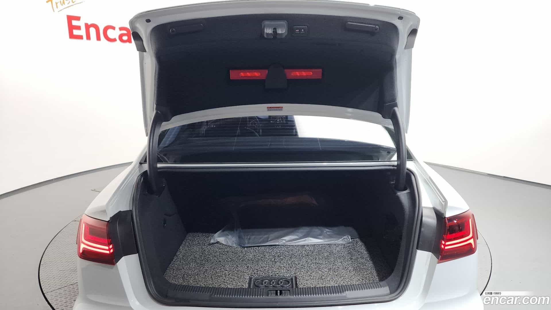 A6 Audi 2016.2-OPTION-024