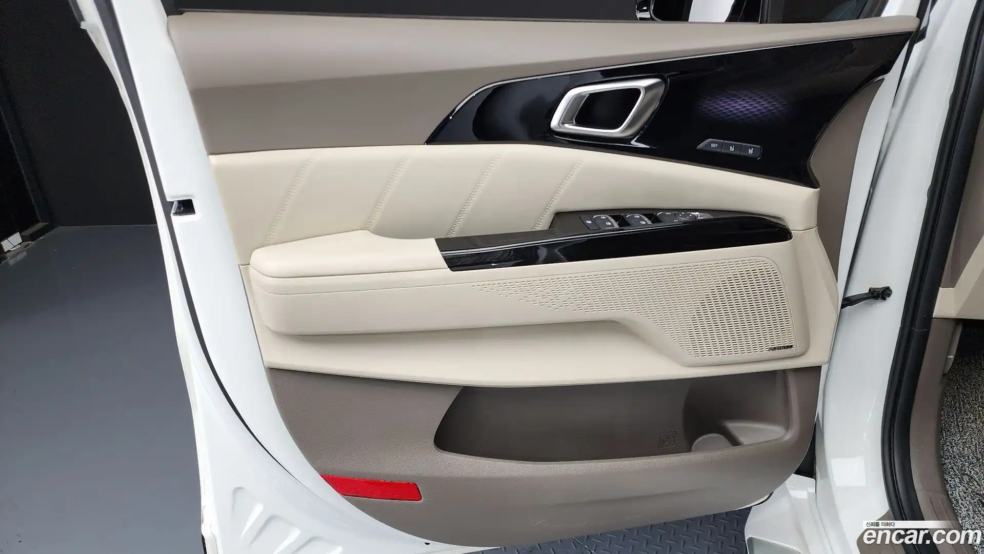 Canival Kia 2022.3-INNER-034