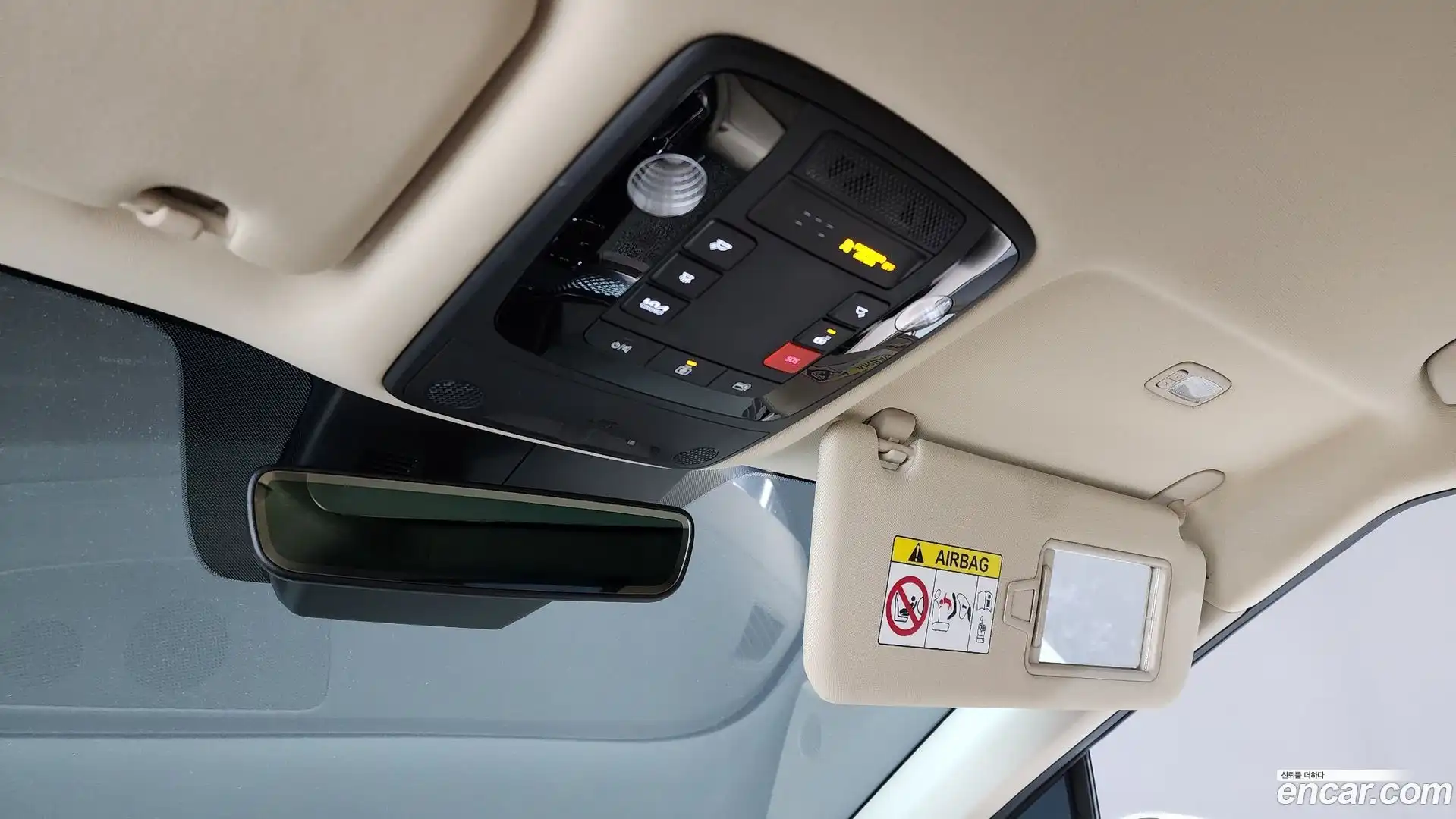 Canival Kia 2022.3-OPTION-040