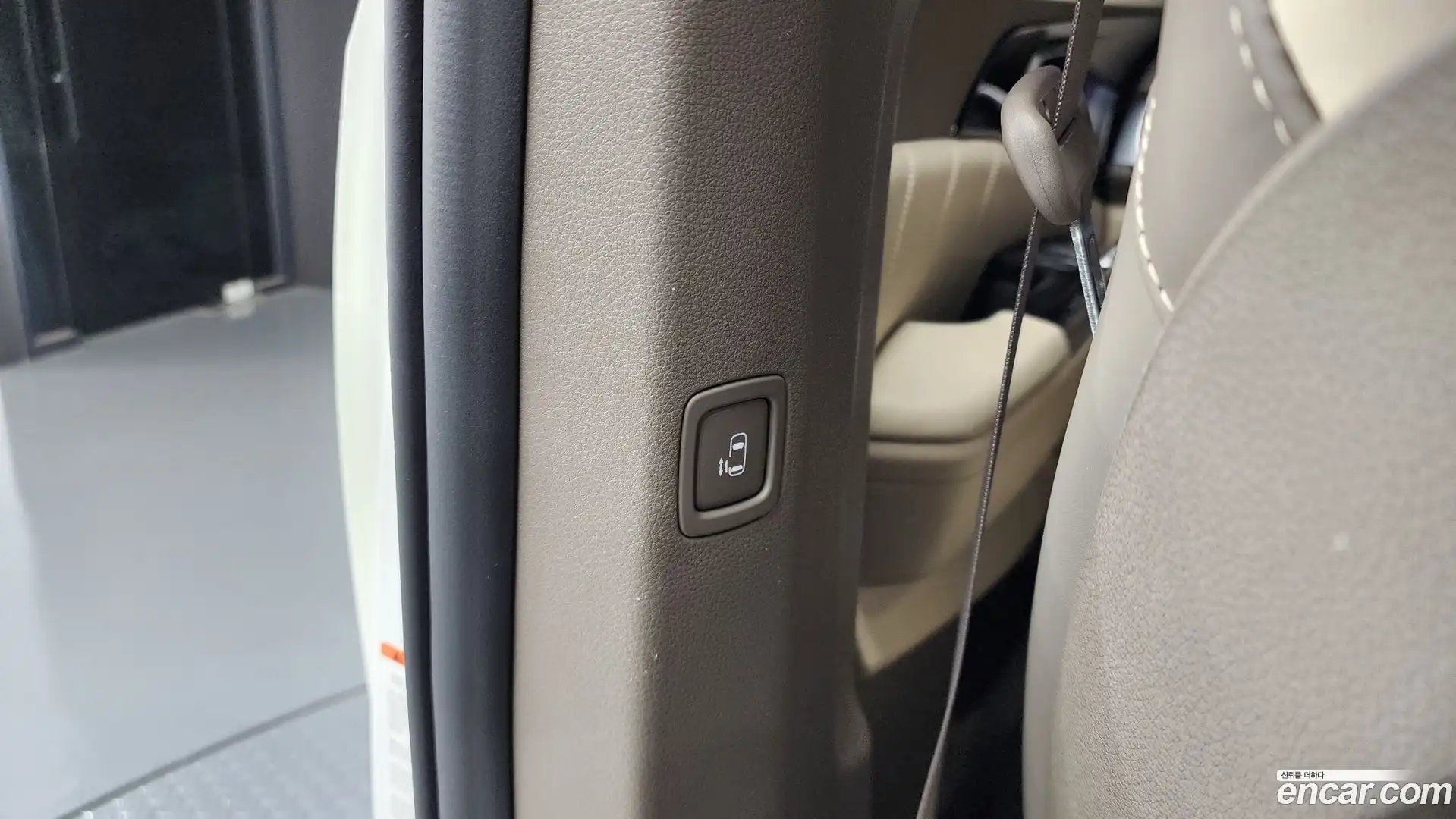 Canival Kia 2022.3-OPTION-044