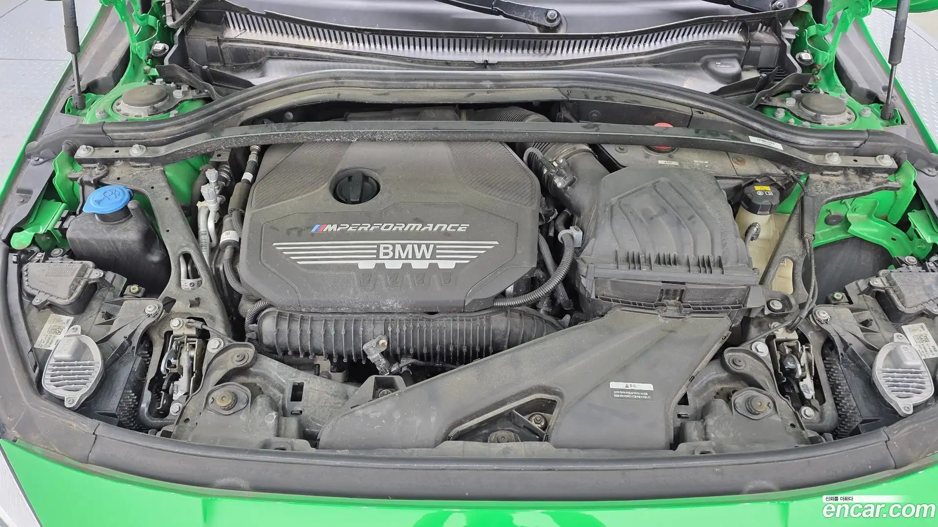 1-Series BMW 2022.3-OUTER-006