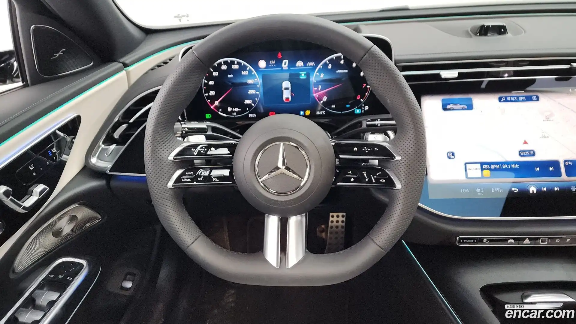 E-Class Mercedes-Benz 2025.11-OPTION-018