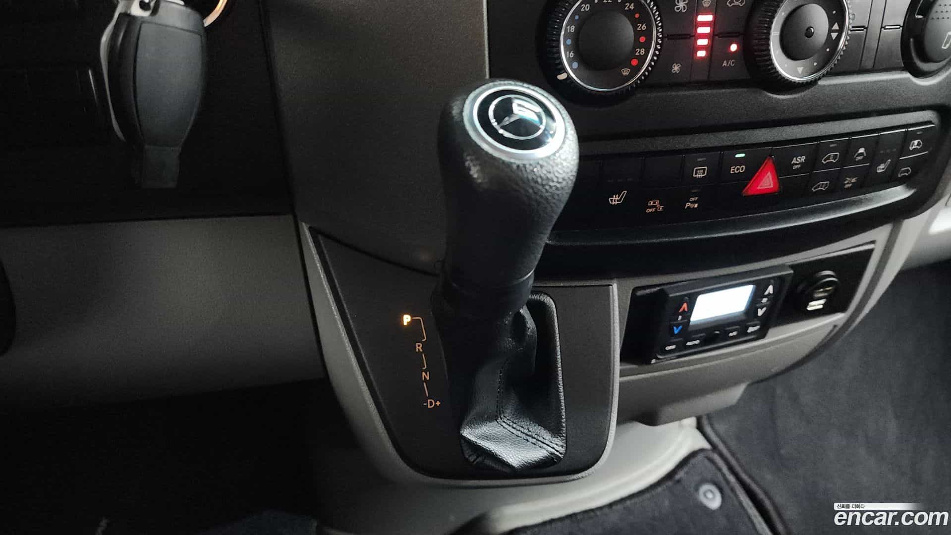 Sprinter Mercedes-Benz 2021.11-INNER-009