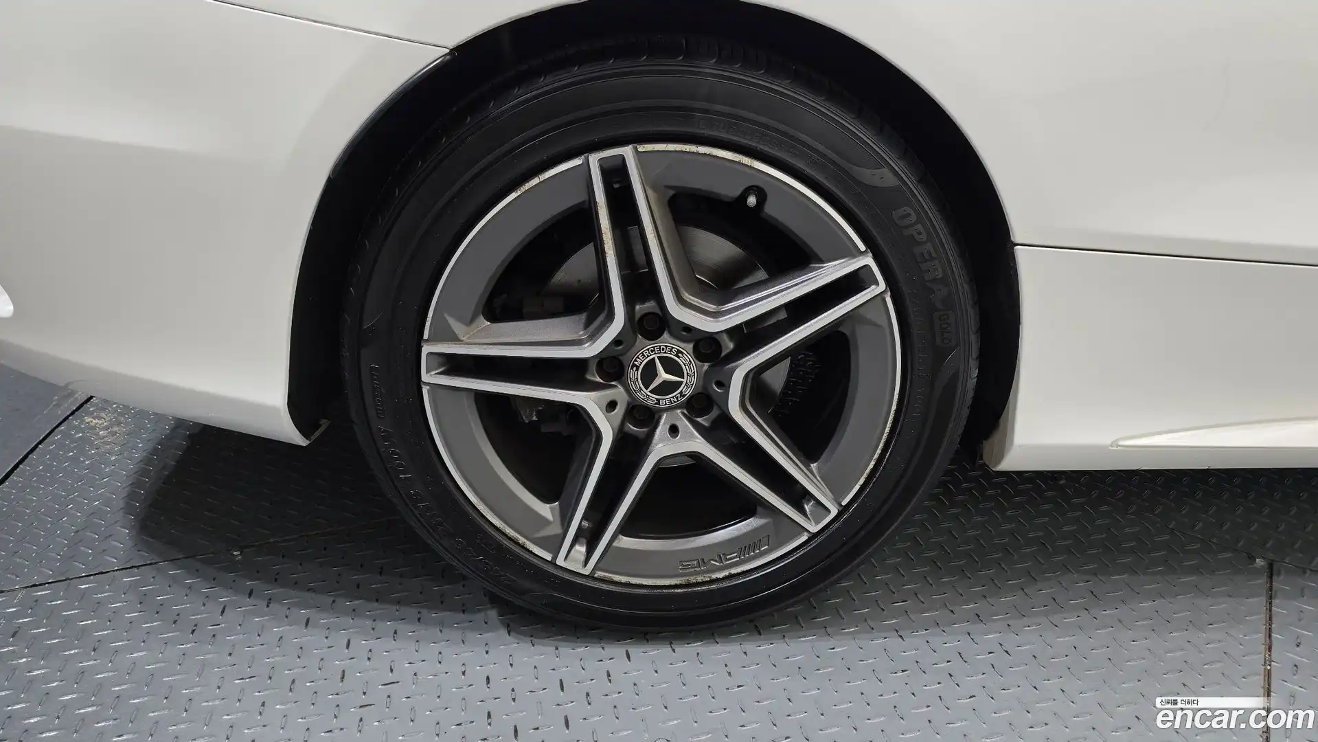 C-Class Mercedes-Benz 2021.0-OUTER-005