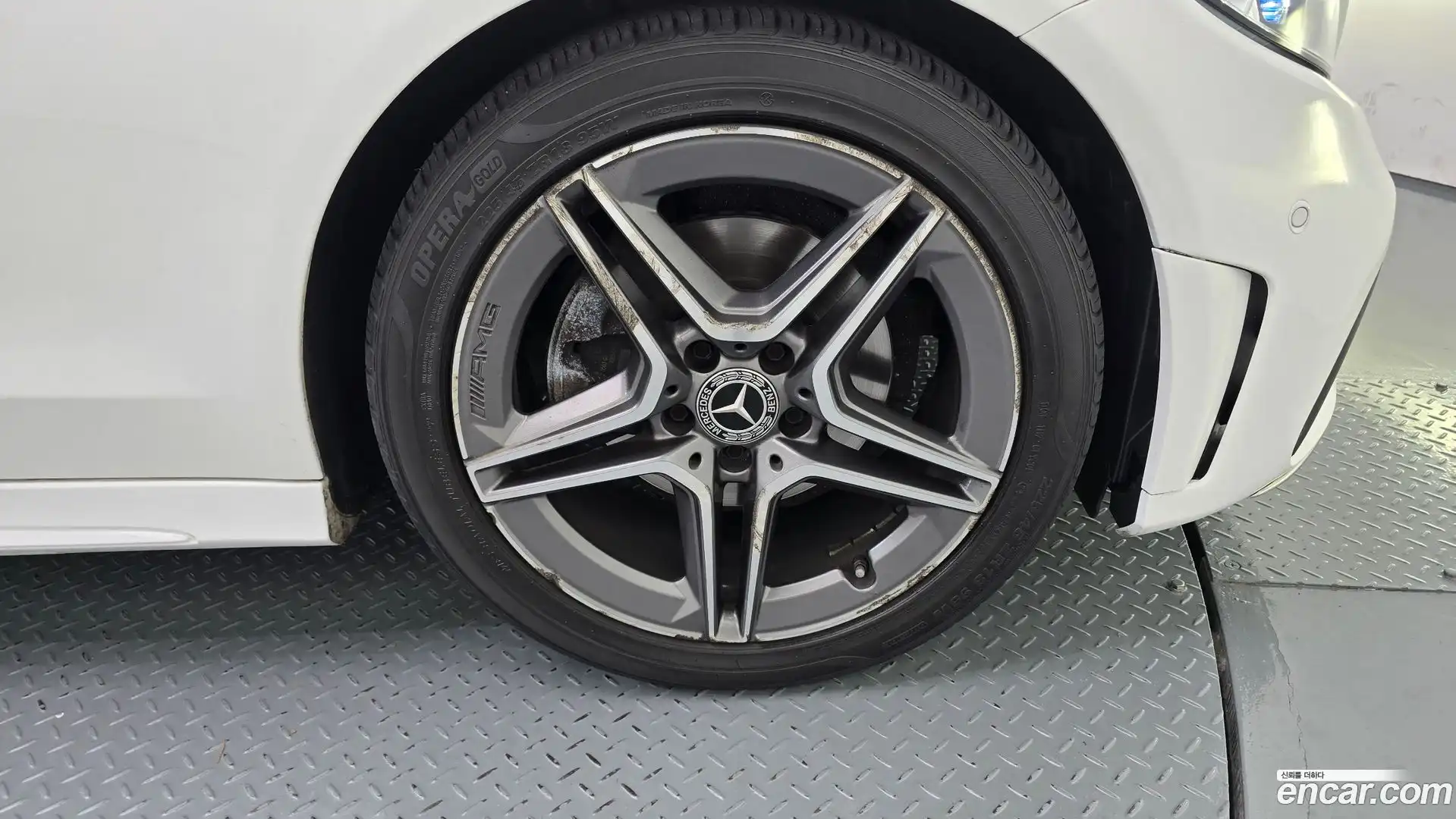 C-Class Mercedes-Benz 2021.0-OUTER-031