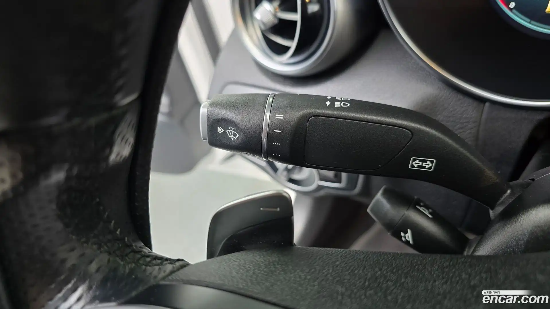 C-Class Mercedes-Benz 2021.0-OPTION-043