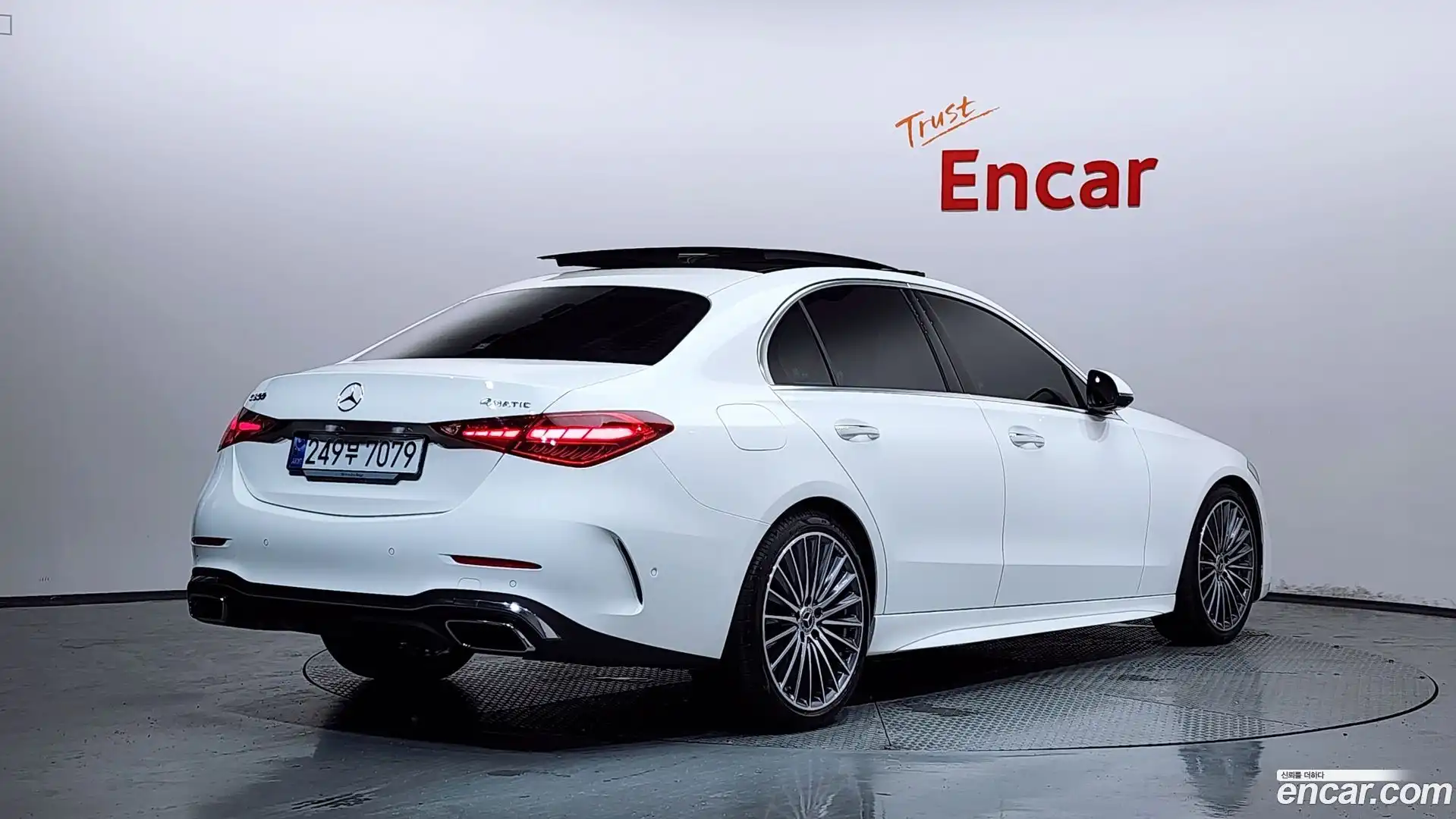 C-Class Mercedes-Benz 2024.3-OUTER-002
