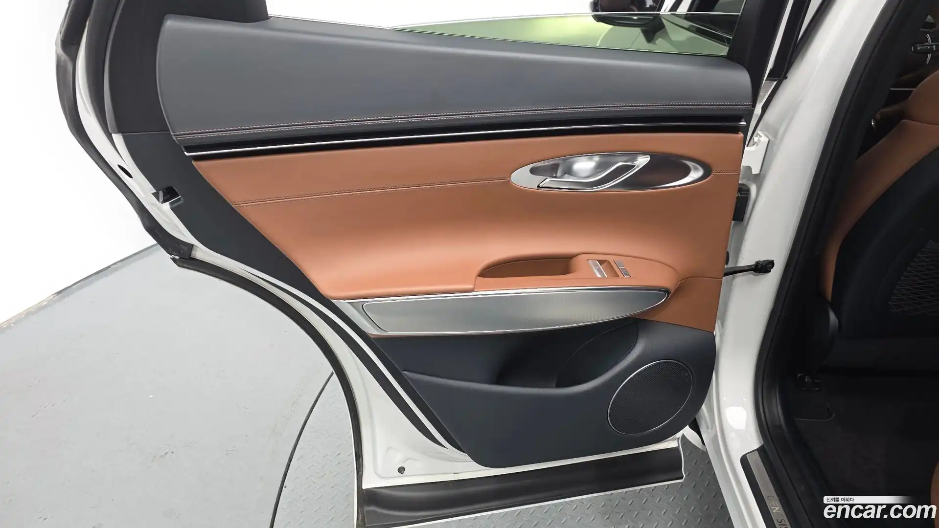 GV70 Genesis 2022.4-INNER-035