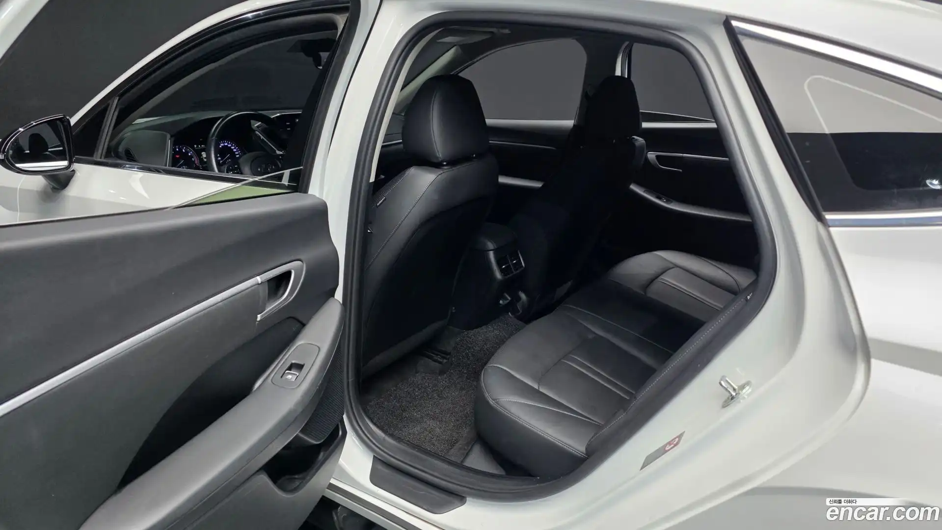 Sonata Hyundai 2021.6-INNER-036