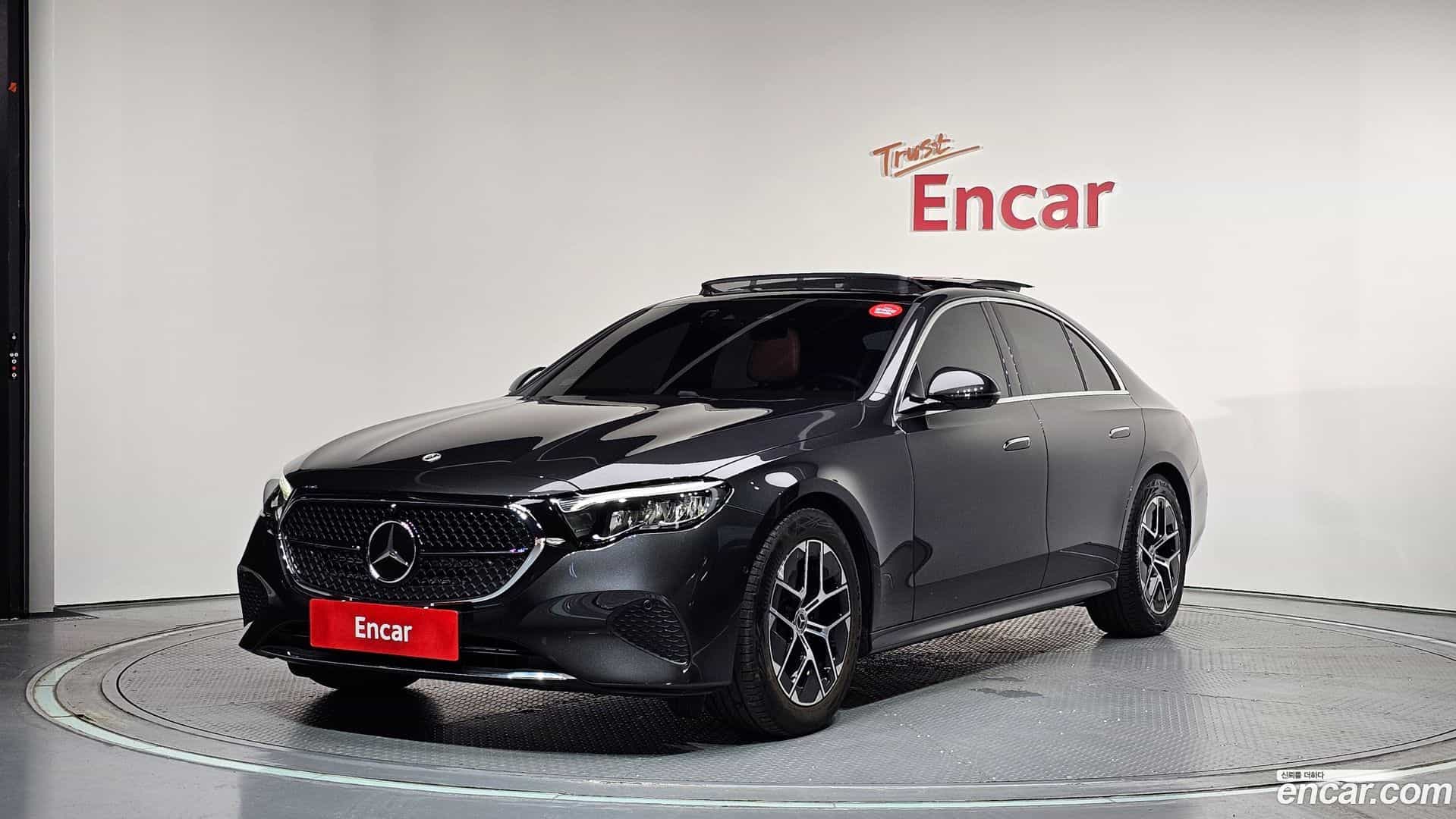 E-Class Mercedes-Benz 2025.2-OUTER-001