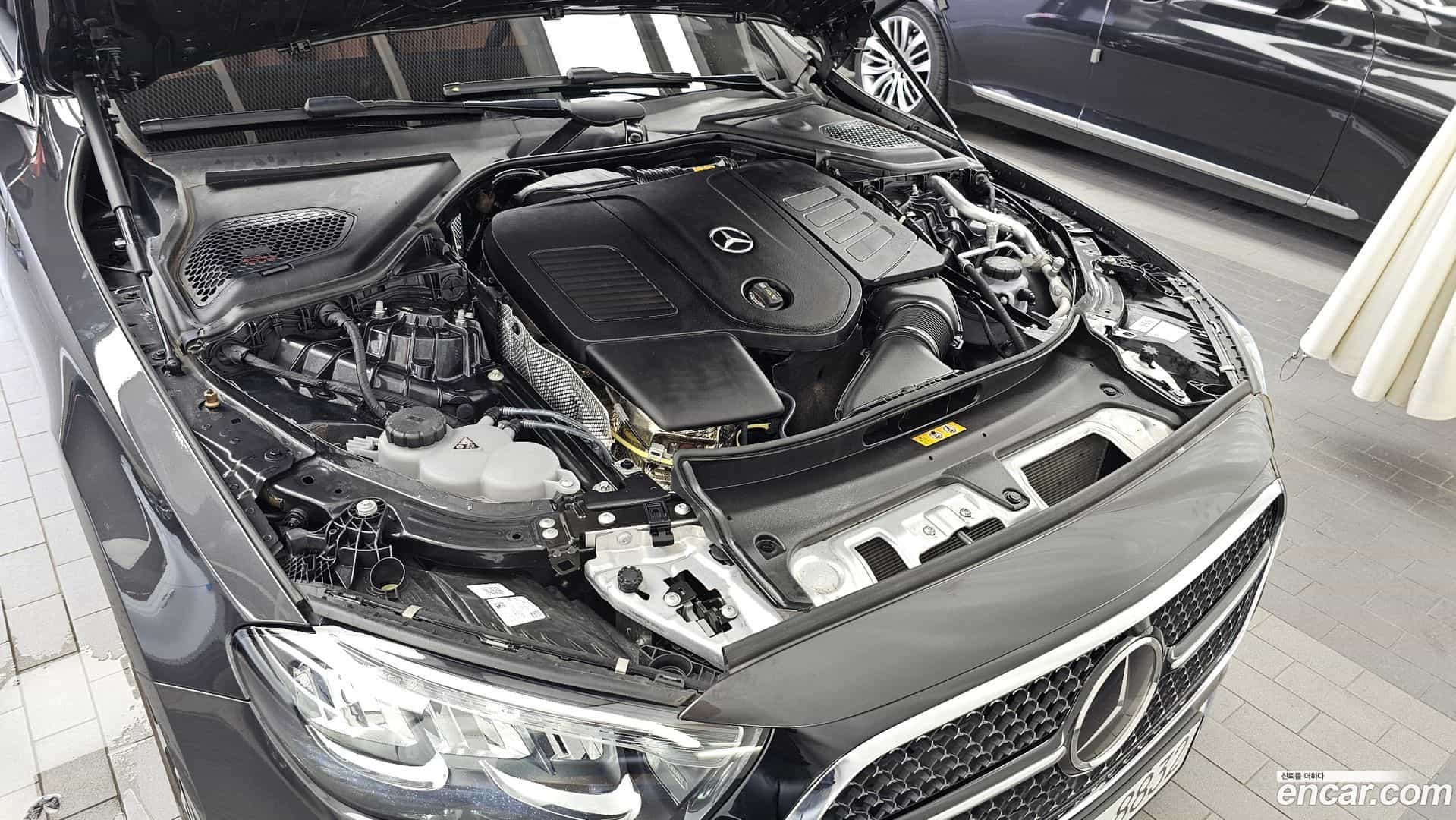 E-Class Mercedes-Benz 2025.2-OUTER-006
