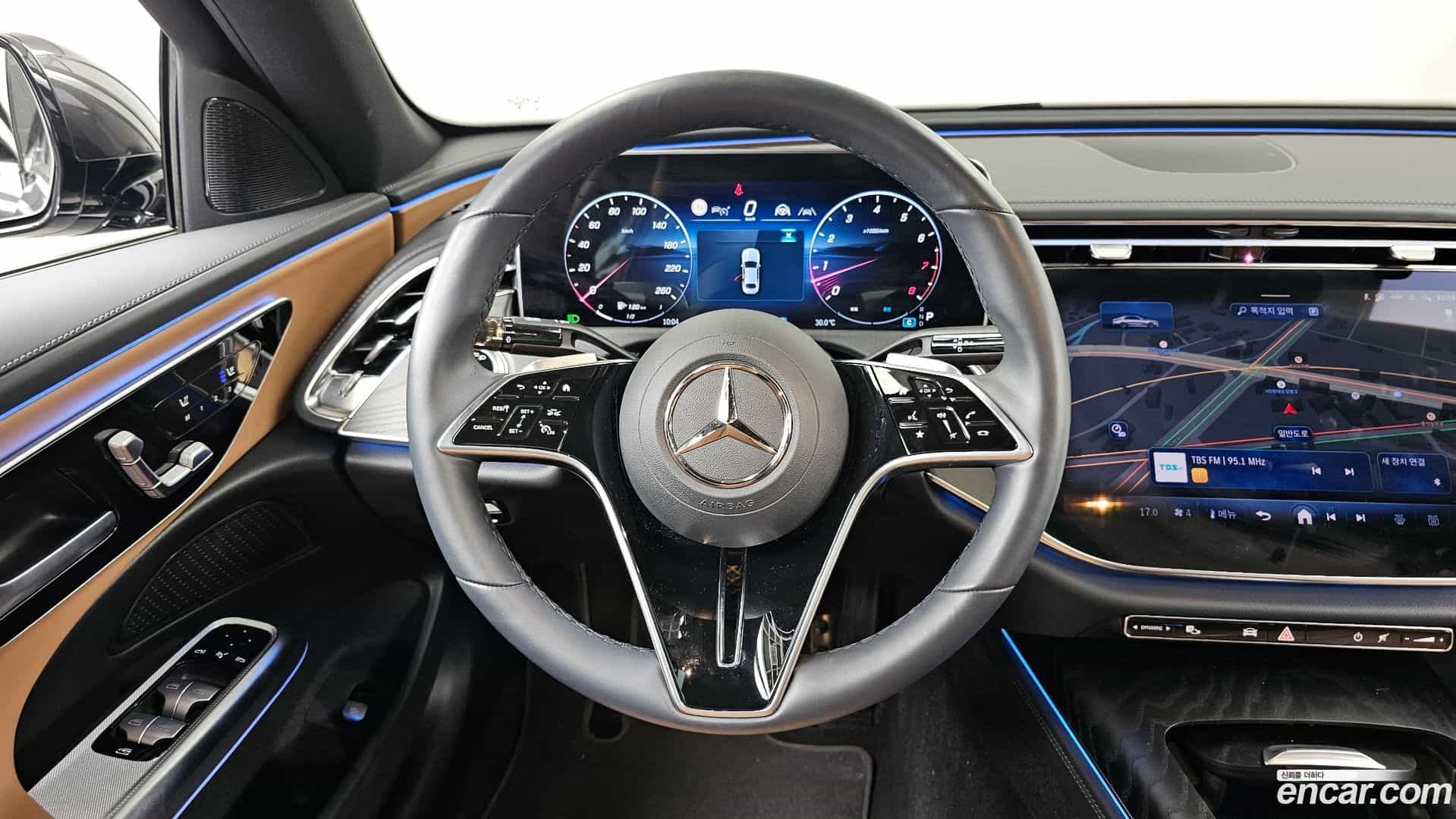 E-Class Mercedes-Benz 2025.2-OPTION-017