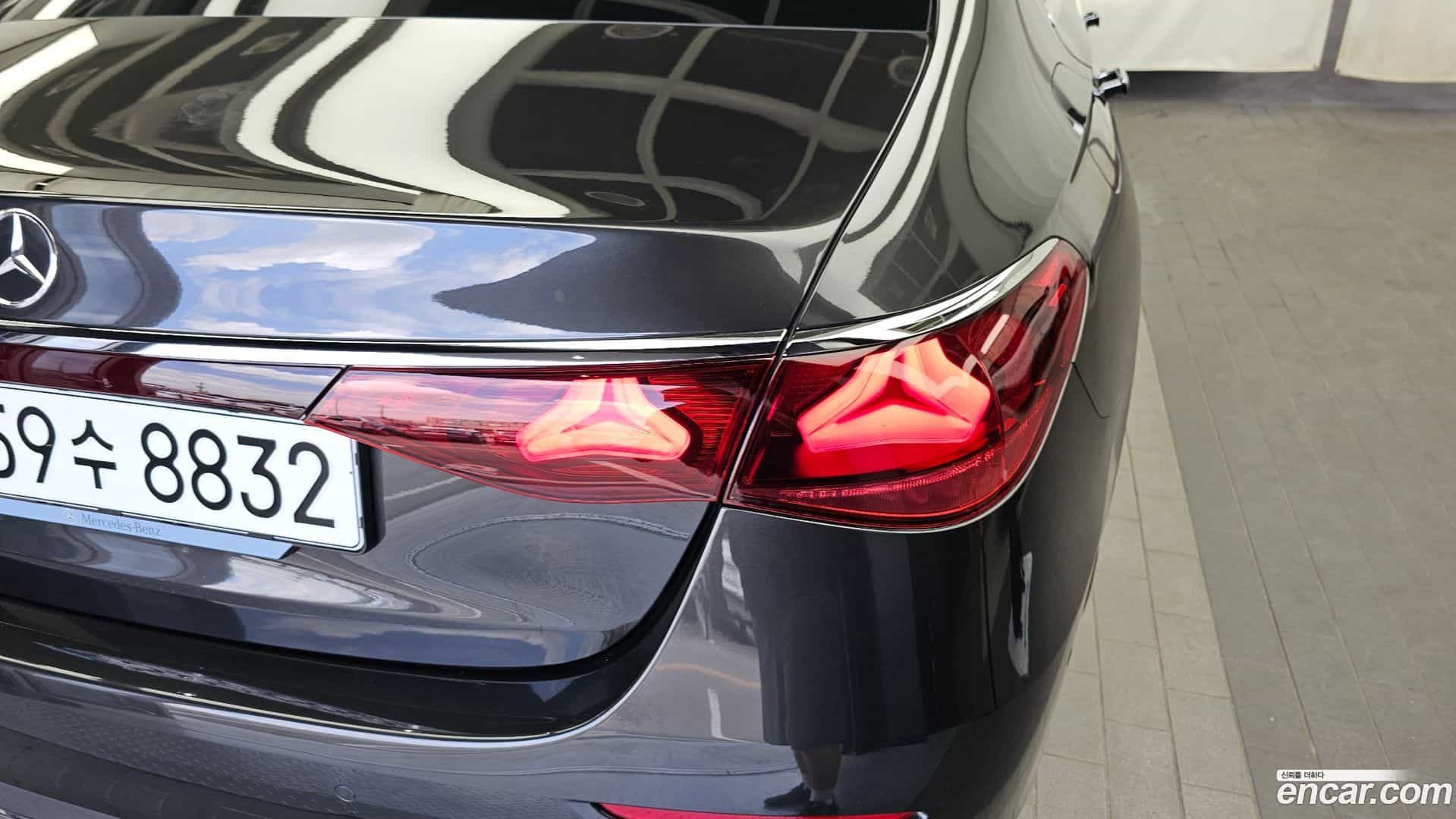 E-Class Mercedes-Benz 2025.2-OUTER-033