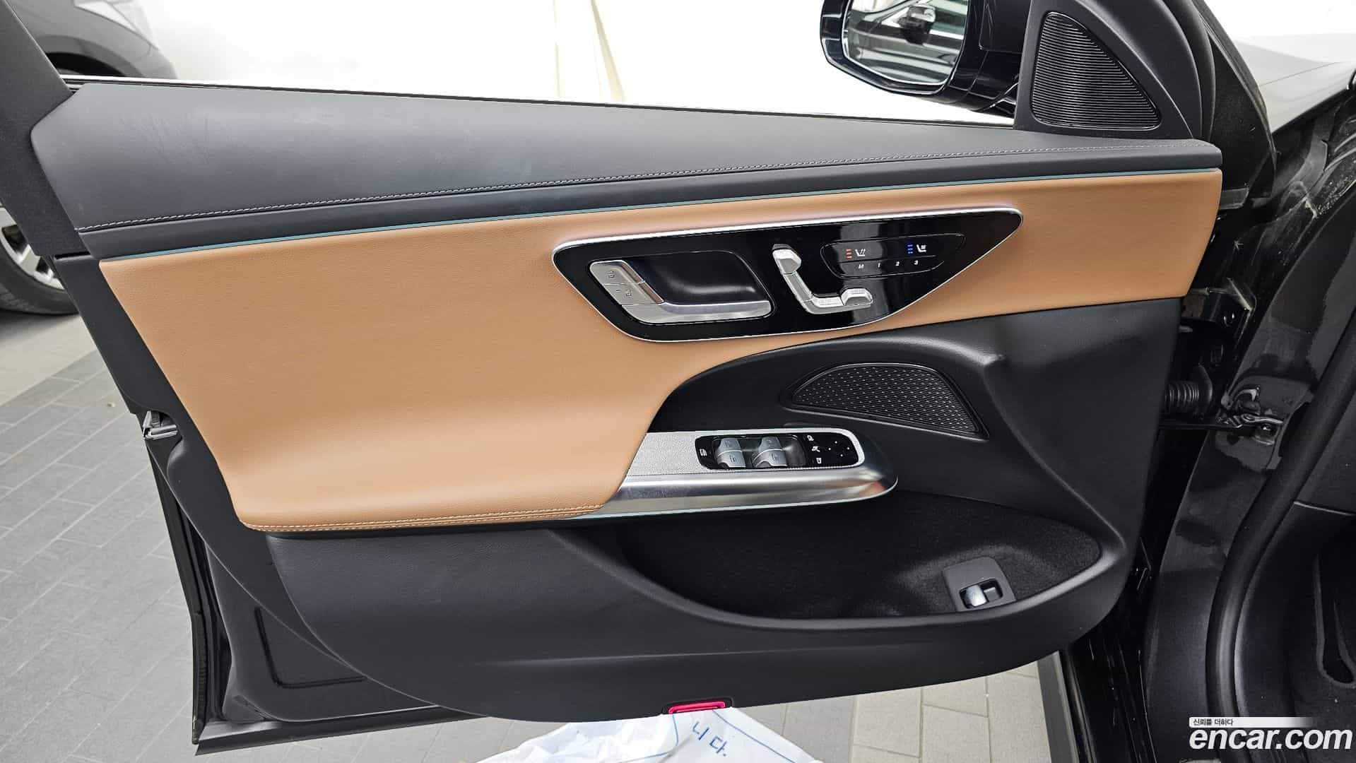 E-Class Mercedes-Benz 2025.2-INNER-034