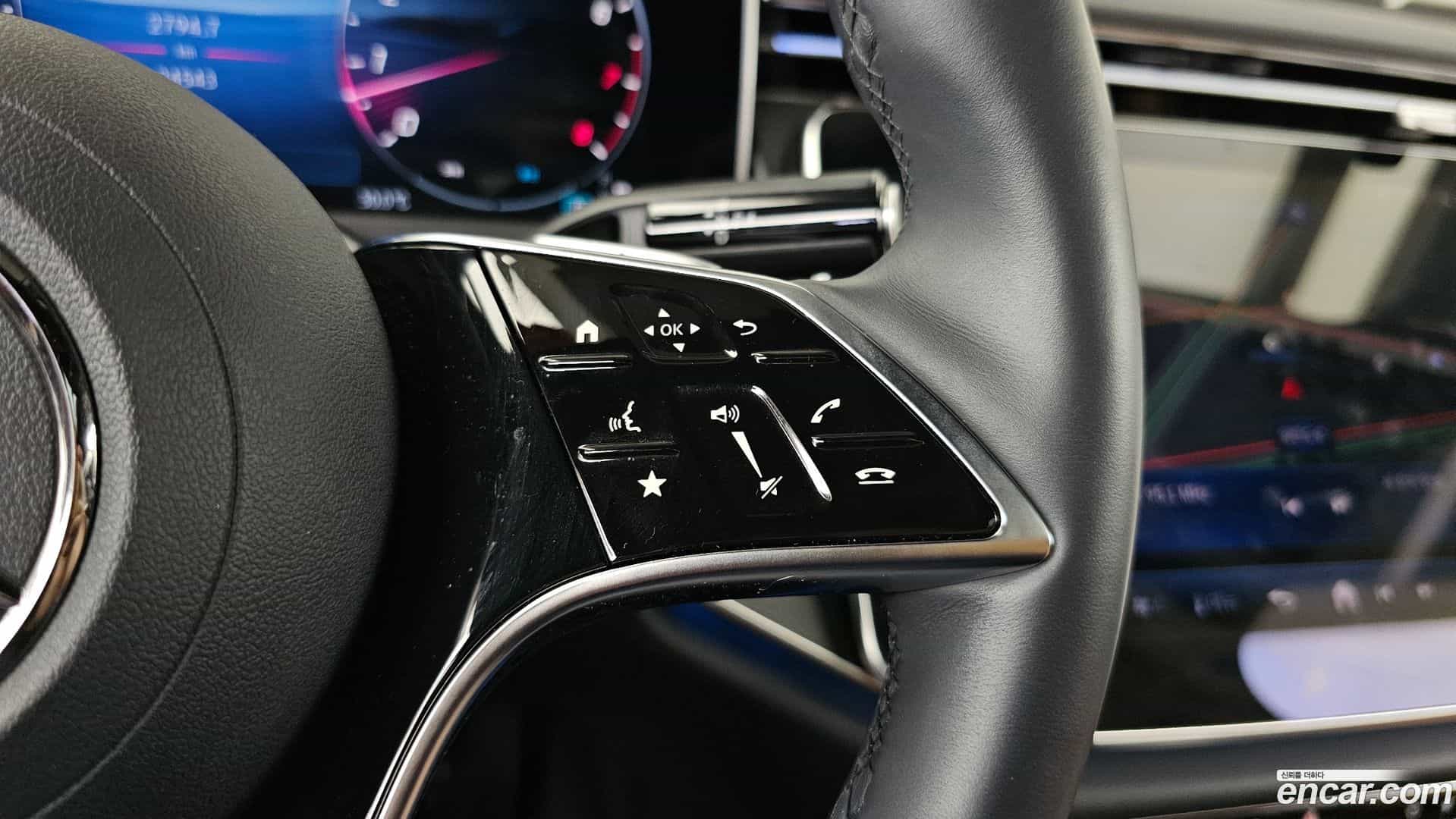E-Class Mercedes-Benz 2025.2-OPTION-042