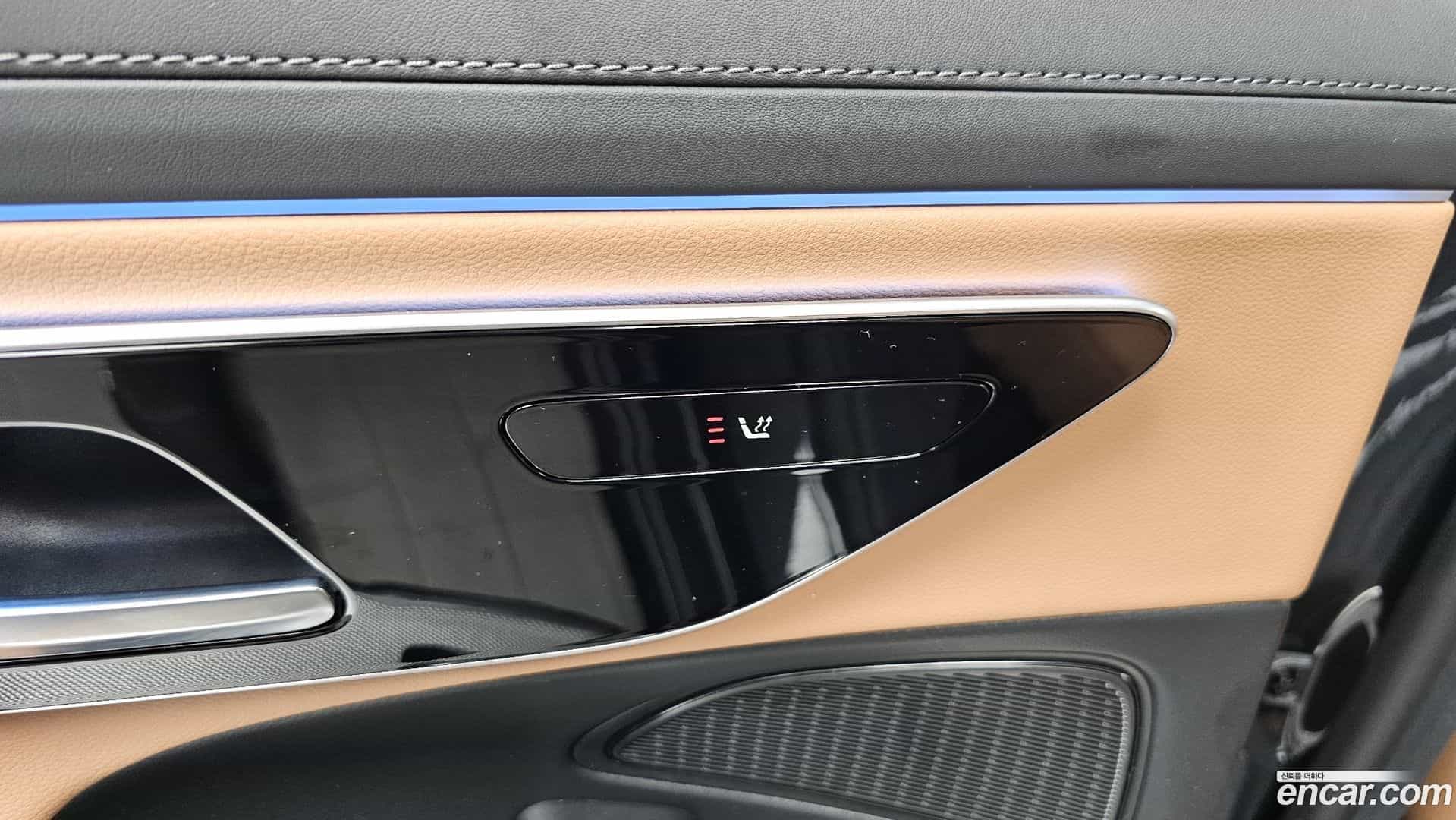 E-Class Mercedes-Benz 2025.2-OPTION-044