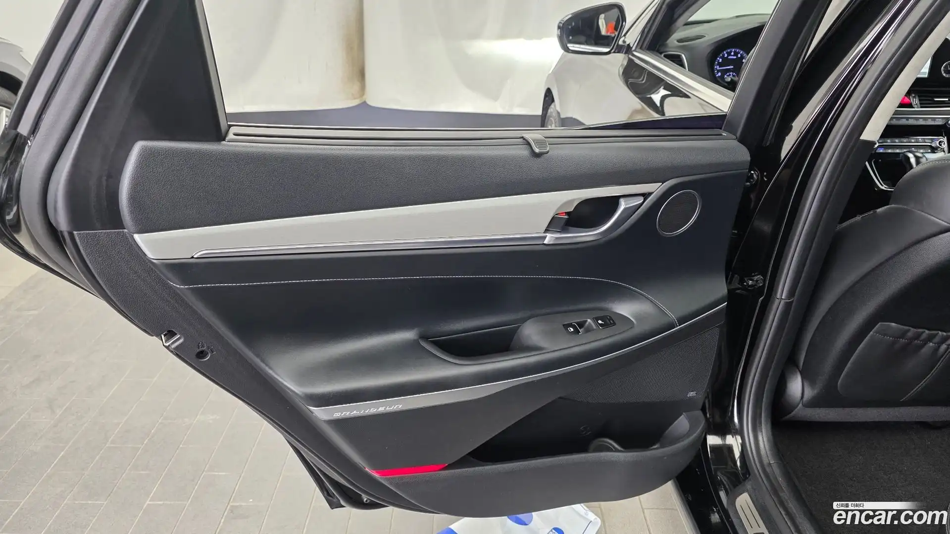 Grandeur Hyundai 2017.5-INNER-035