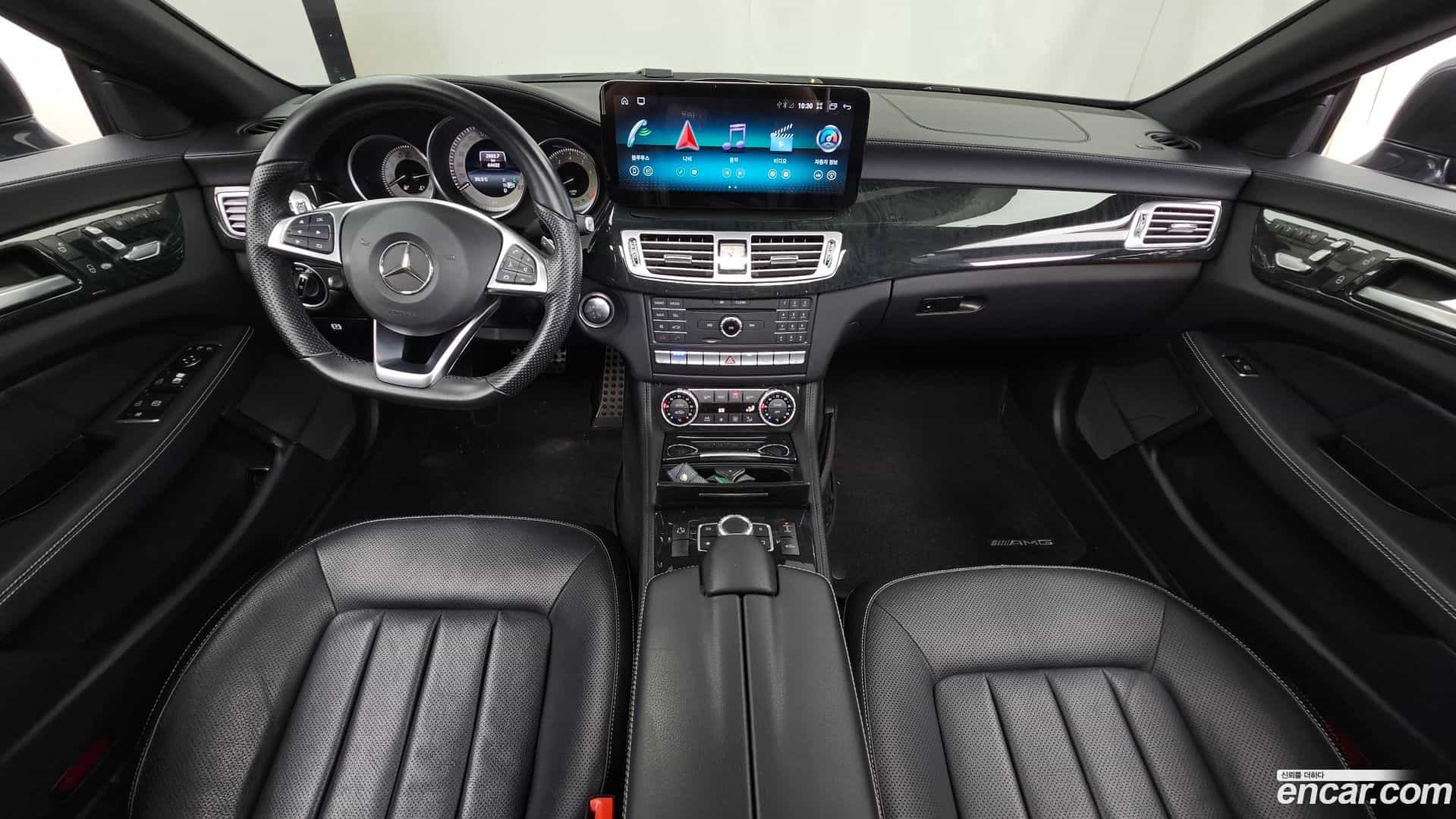 CLS-Class Mercedes-Benz 2015.10-INNER-007