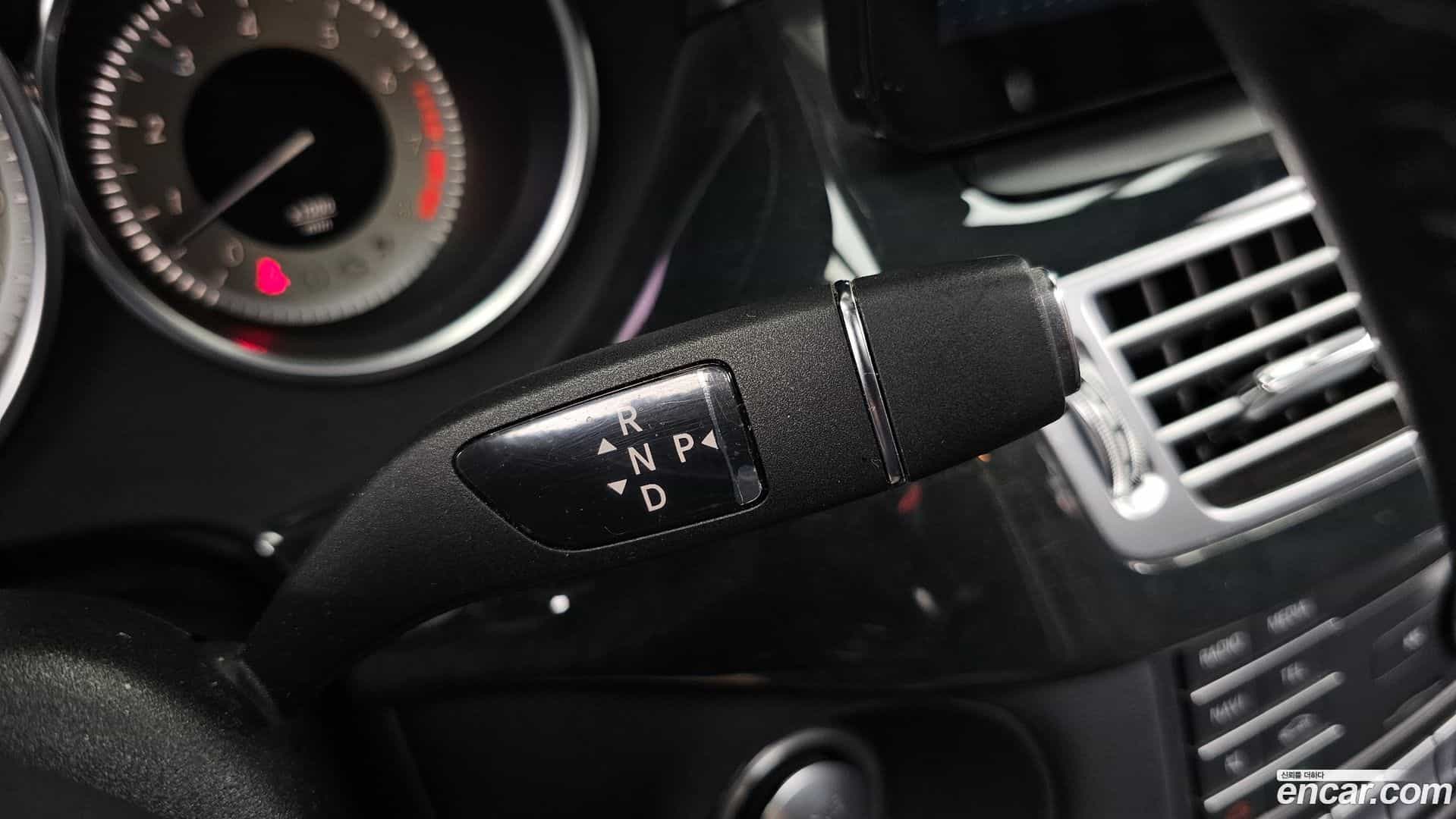 CLS-Class Mercedes-Benz 2015.10-INNER-009