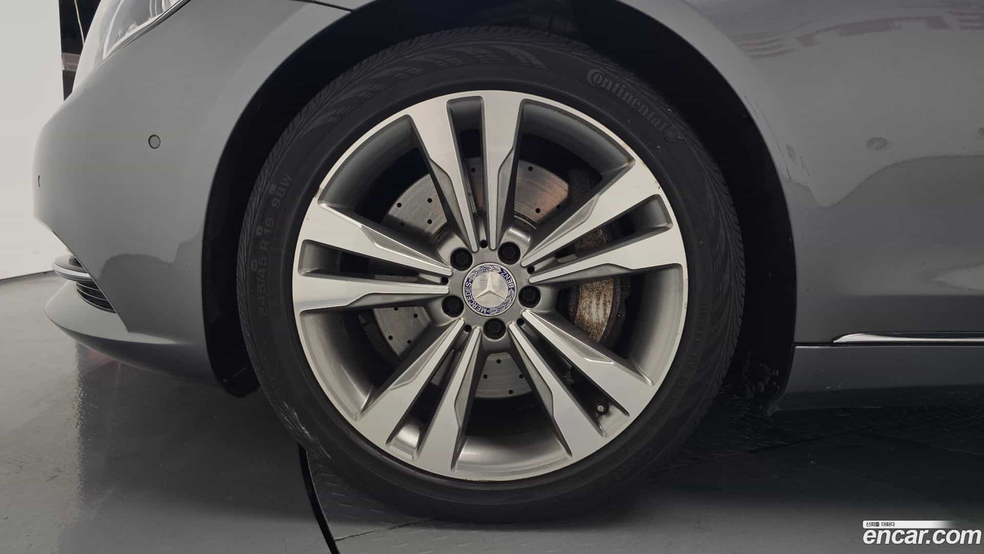 S-Class Mercedes-Benz 2017.6-OUTER-005