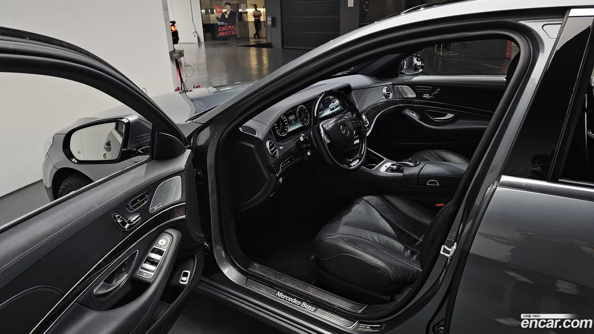 S-Class Mercedes-Benz 2017.6-INNER-010