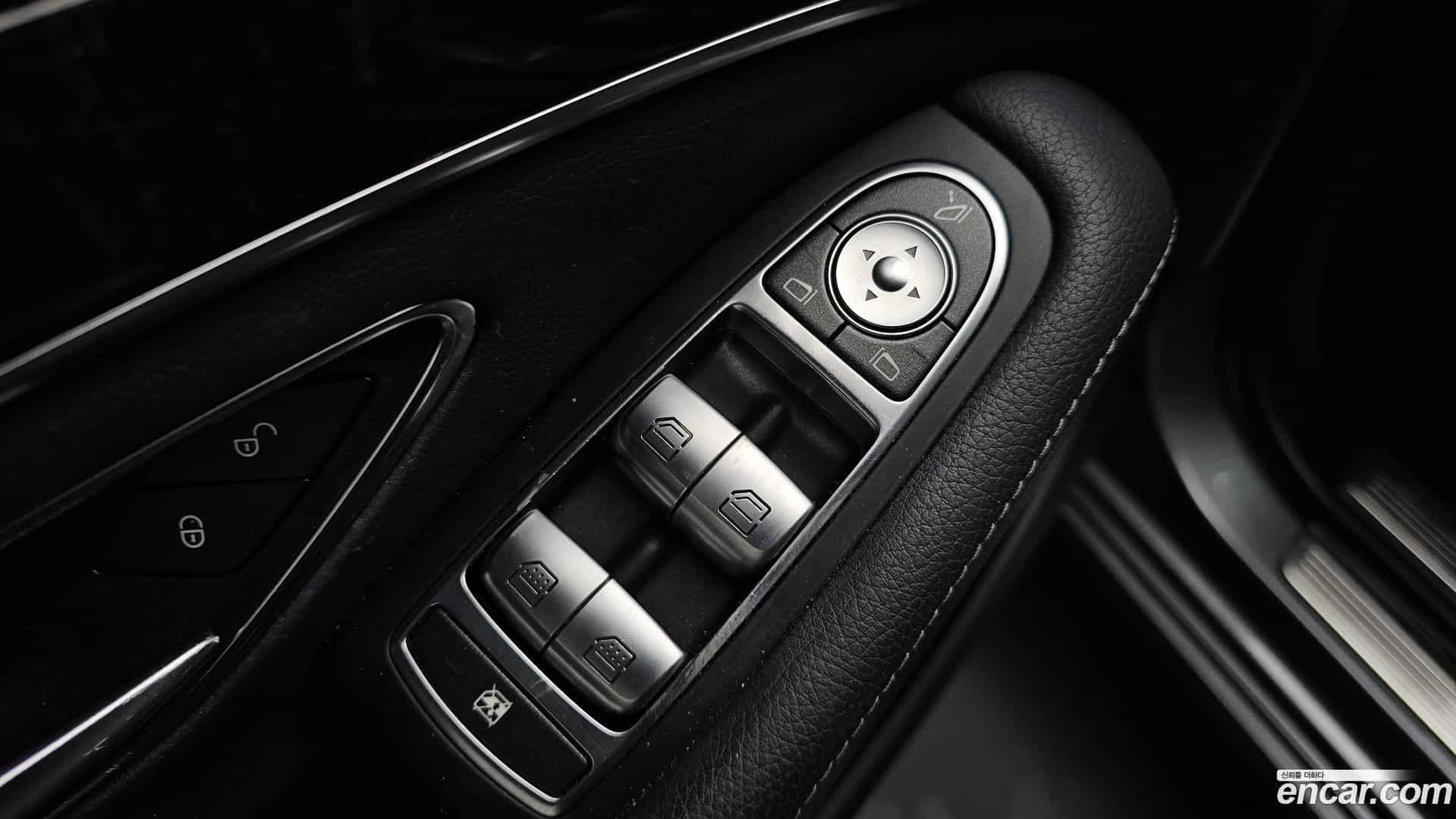 S-Class Mercedes-Benz 2017.6-OPTION-022