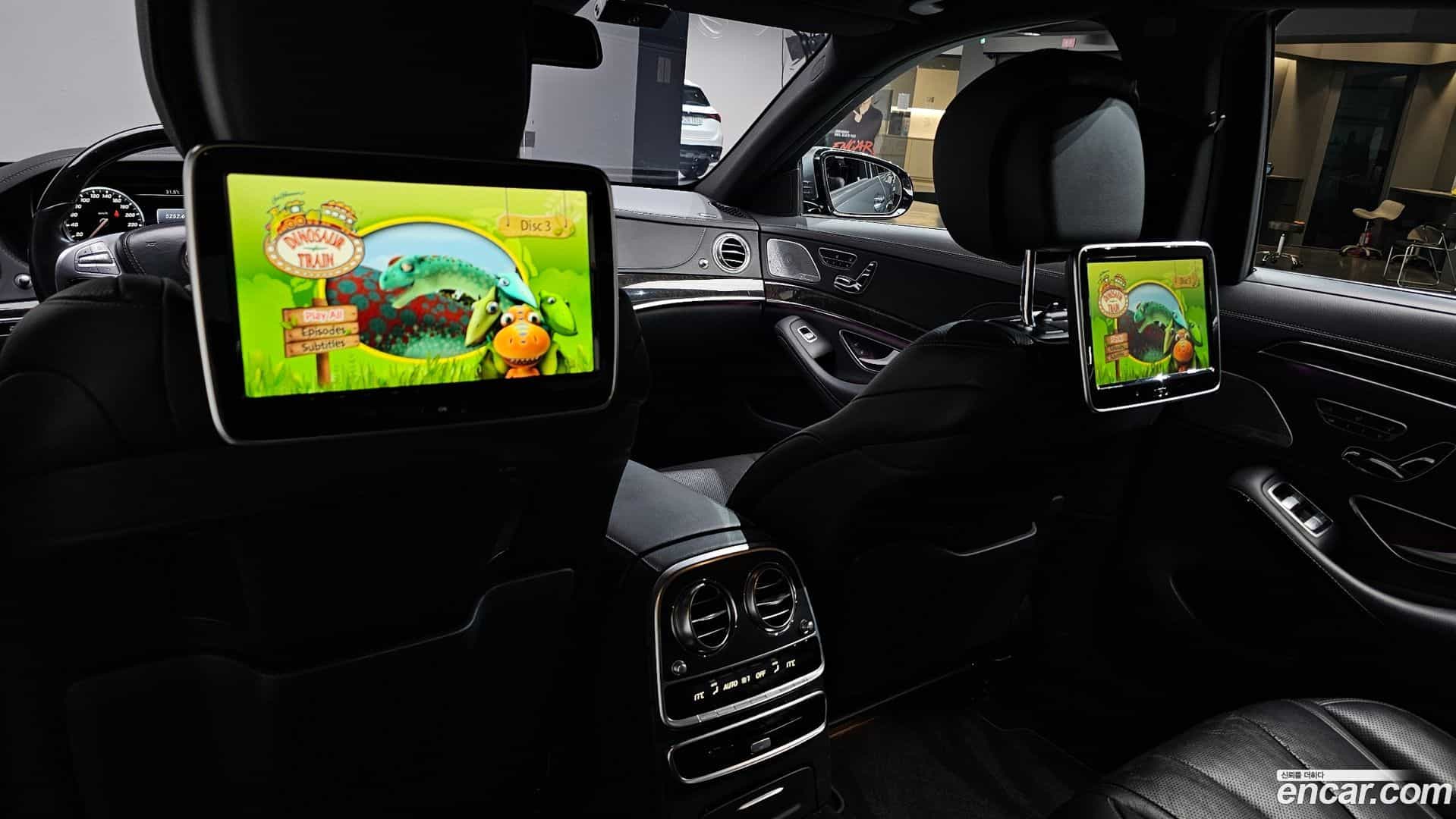 S-Class Mercedes-Benz 2017.6-OPTION-046