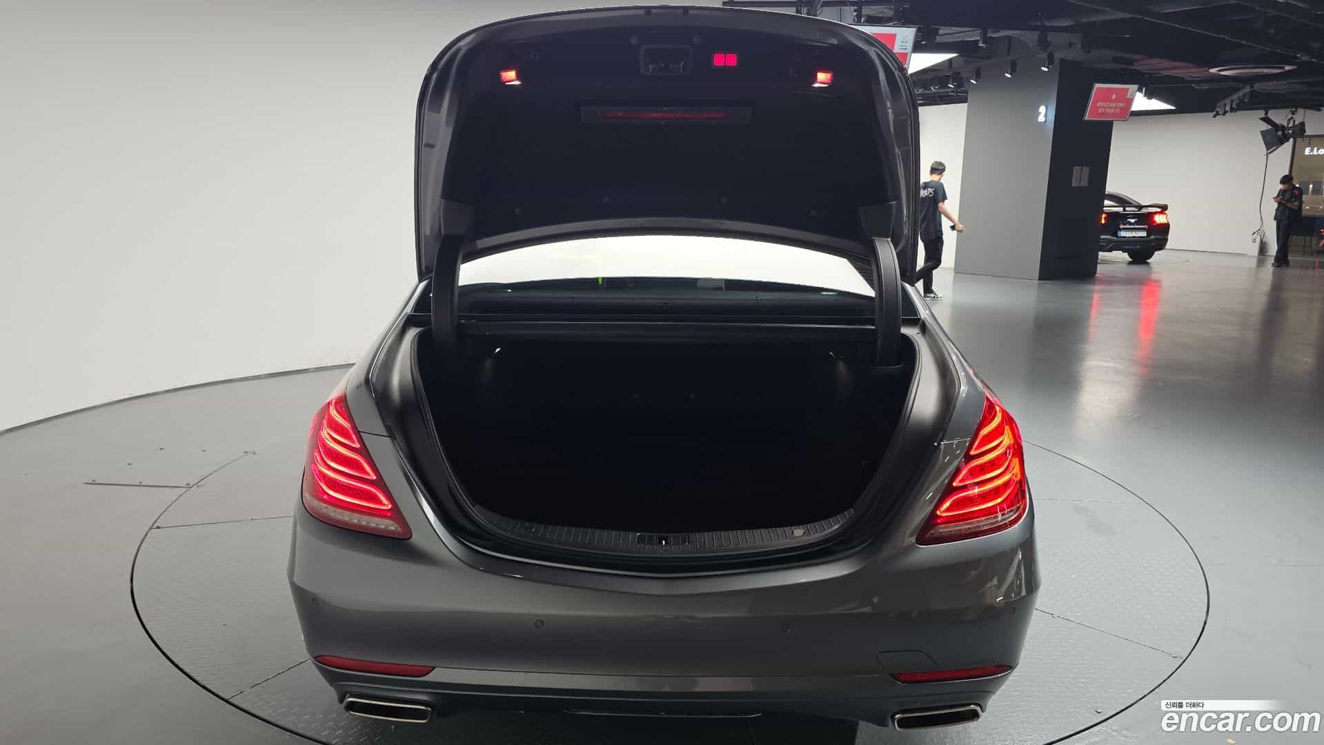 S-Class Mercedes-Benz 2017.6-OPTION-049