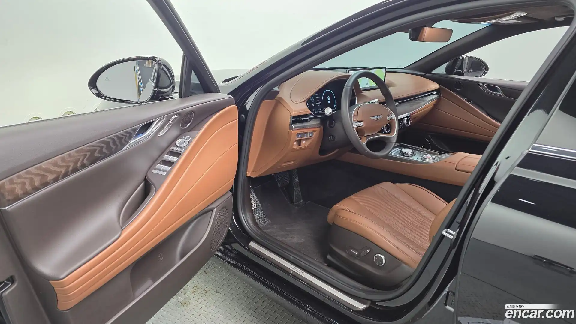 G80 Genesis 2023.7-INNER-010