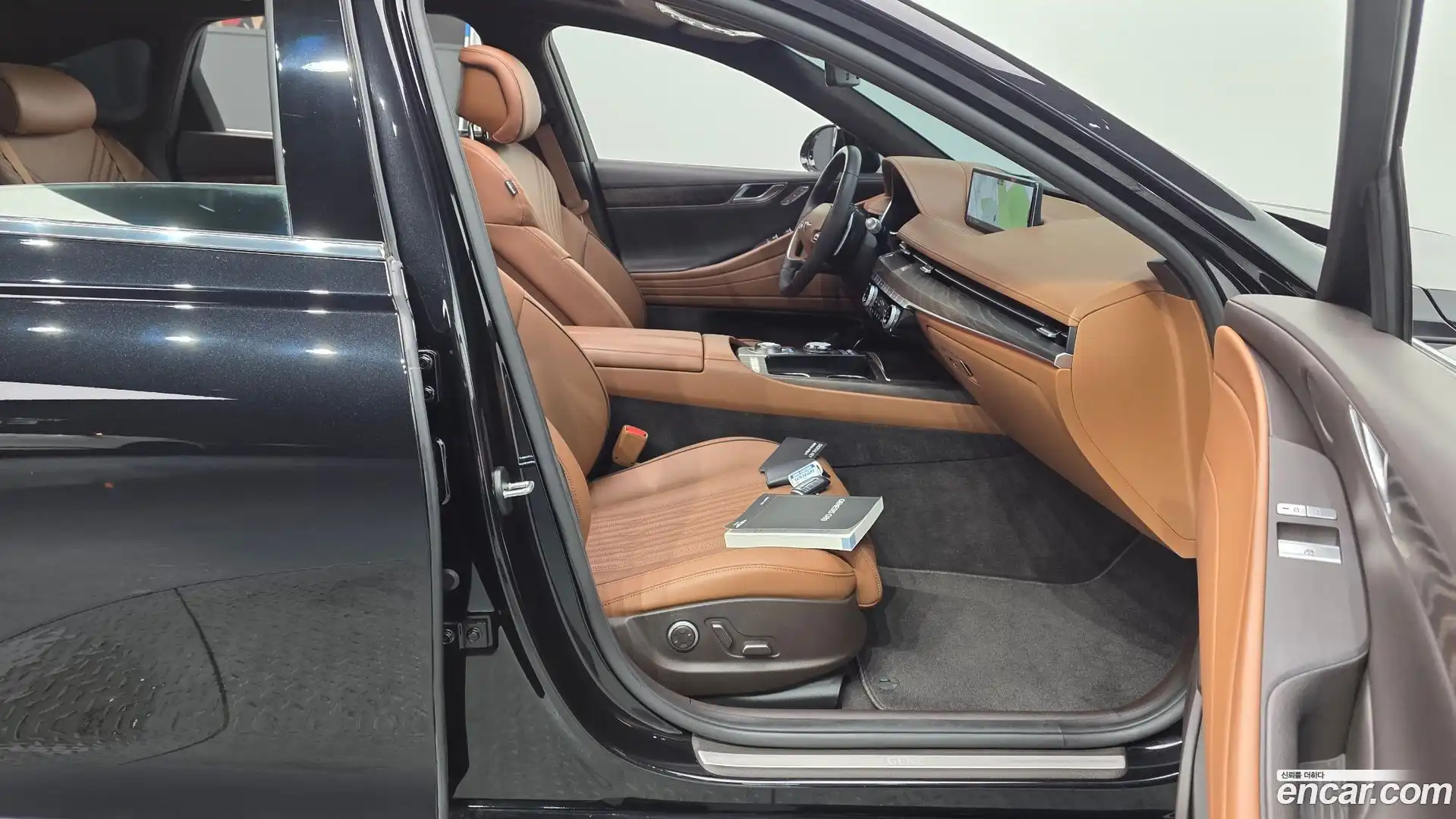 G80 Genesis 2023.7-INNER-036