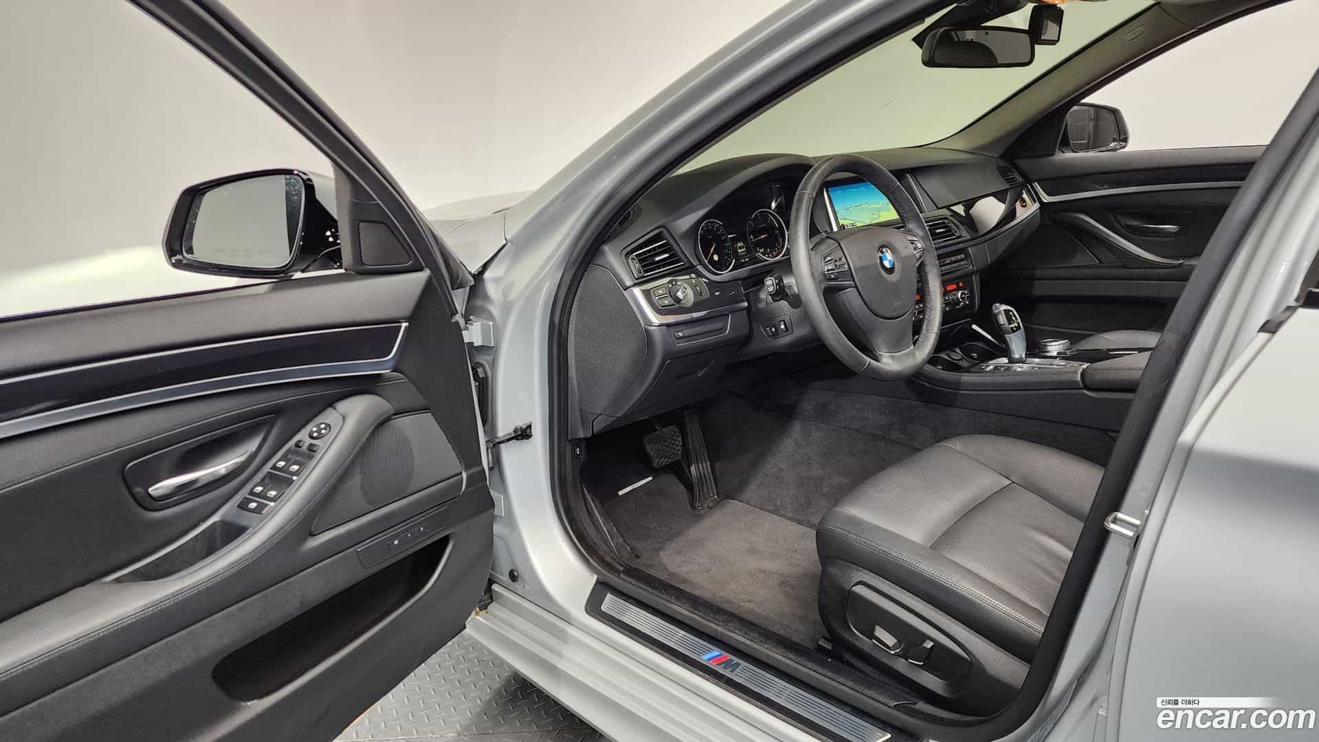 5-Series BMW 2016.4-INNER-010