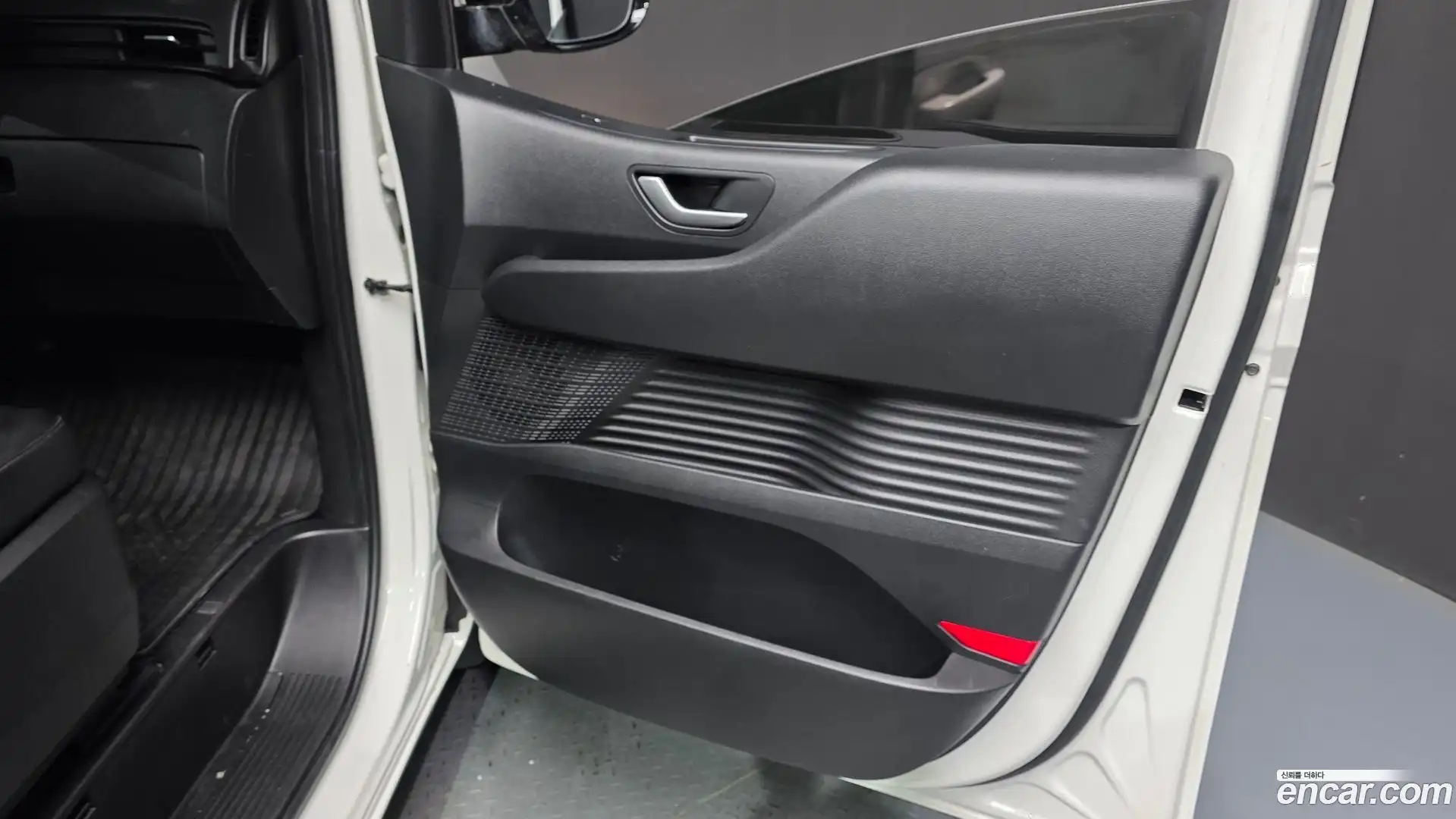 Staria Hyundai 2023.8-INNER-034