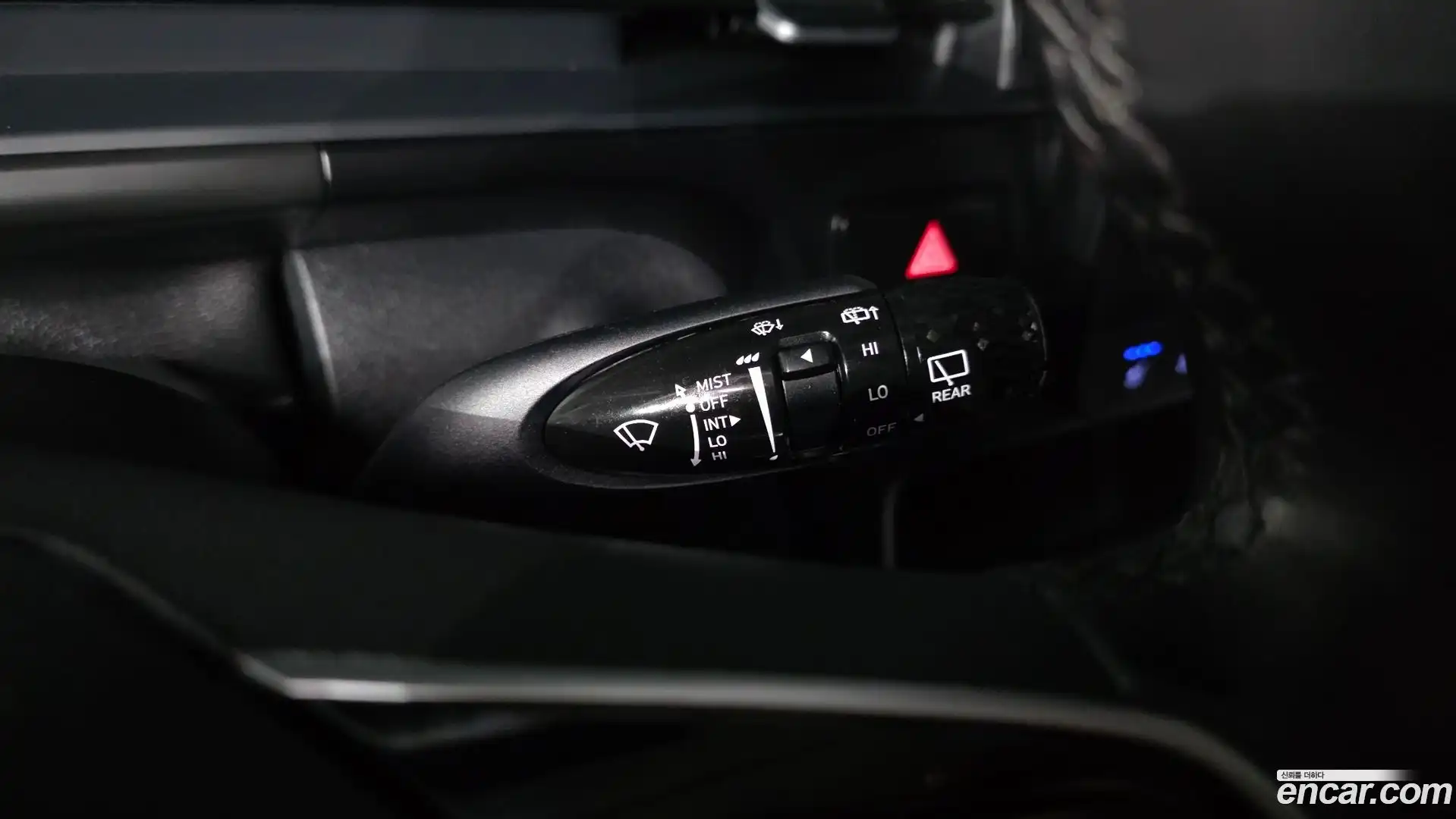 Staria Hyundai 2023.8-OPTION-042