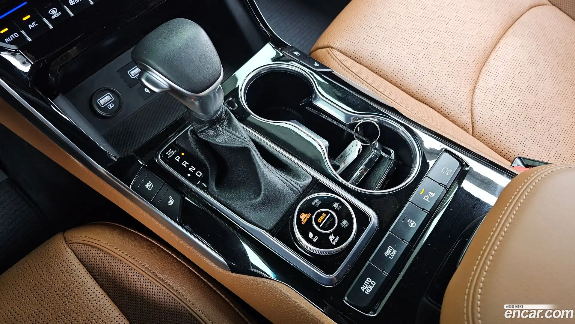 Mohave Kia 2023.7-INNER-009