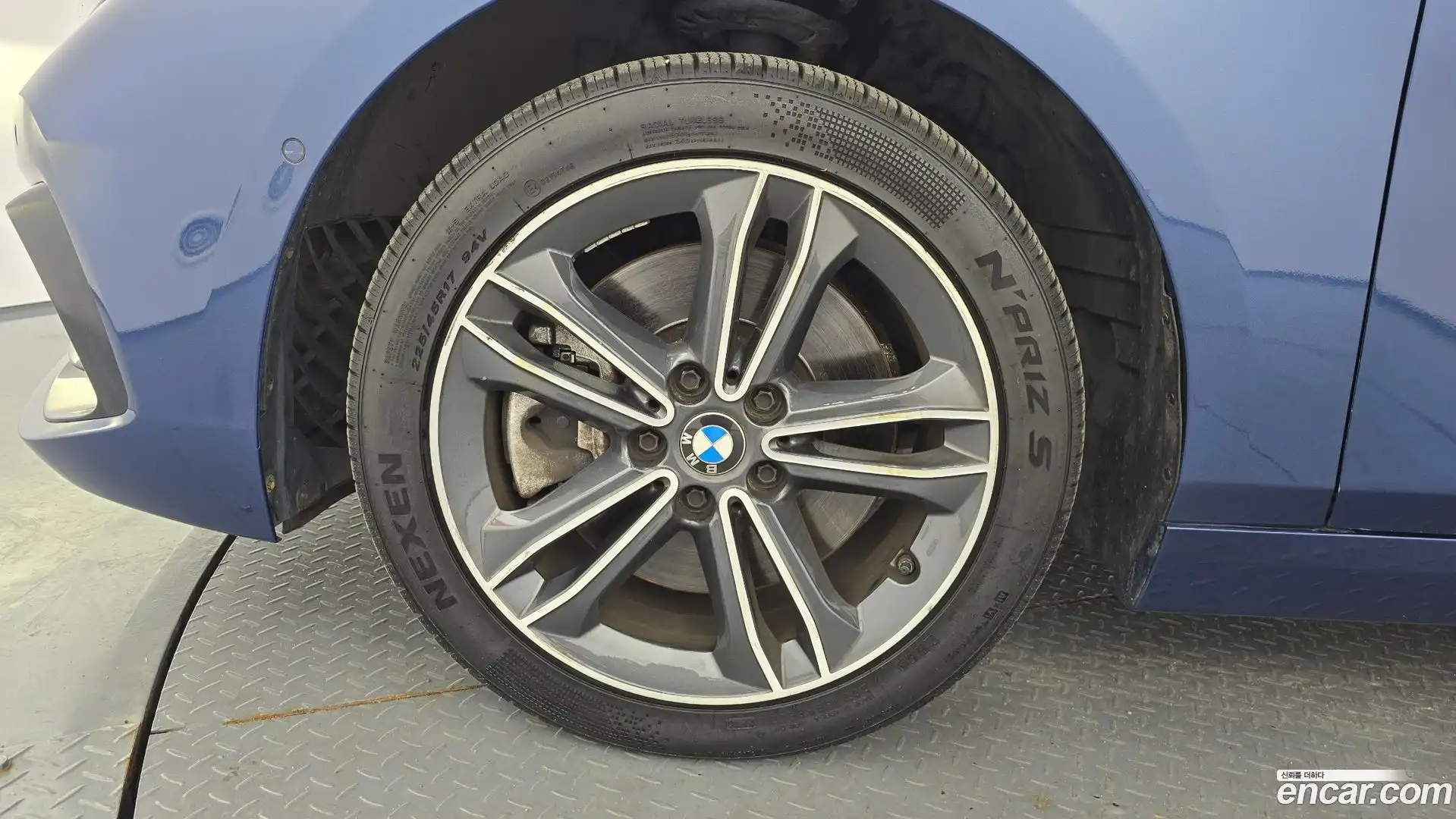 1-Series BMW 2022.5-OUTER-005