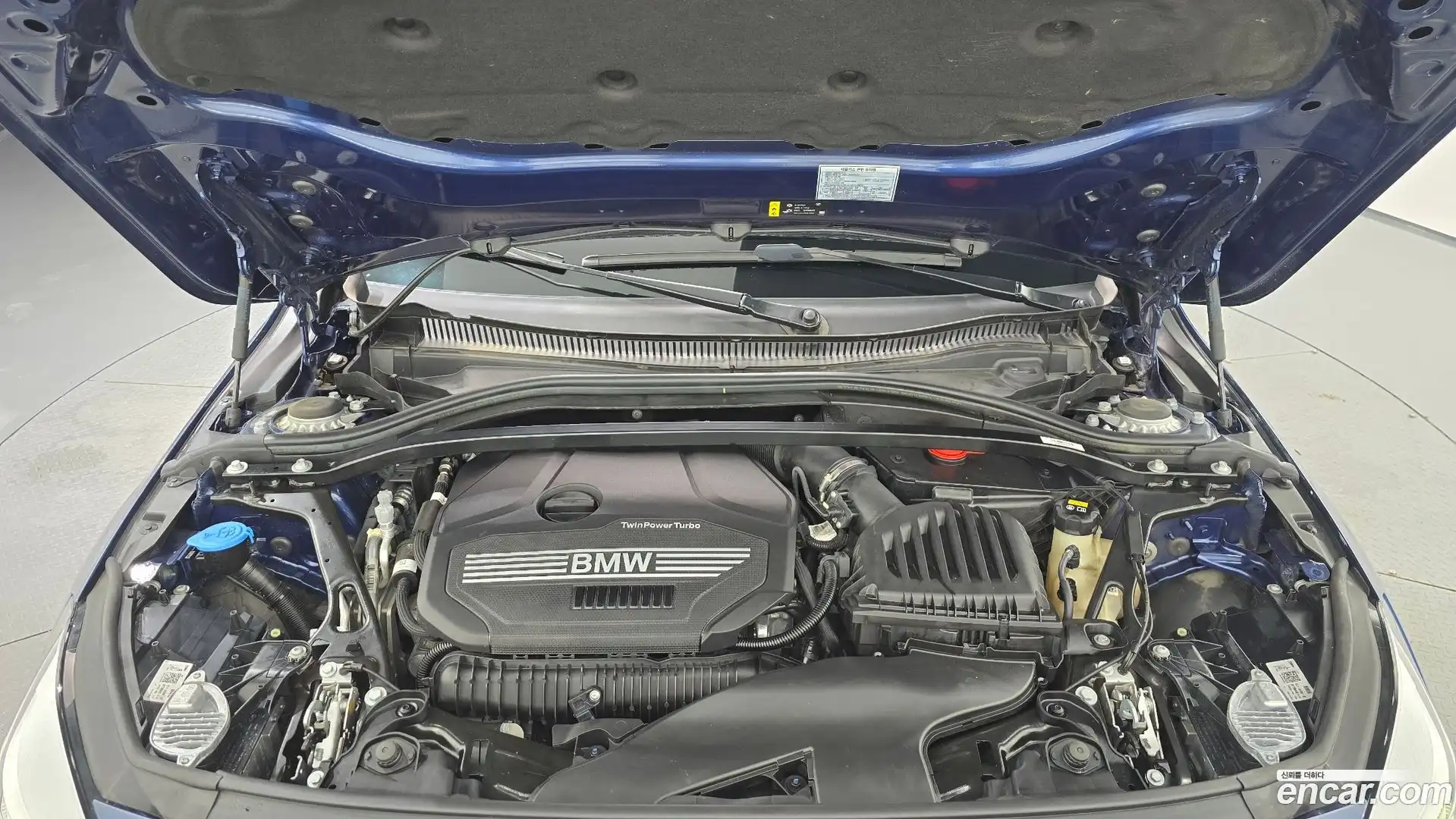 1-Series BMW 2022.5-OUTER-006