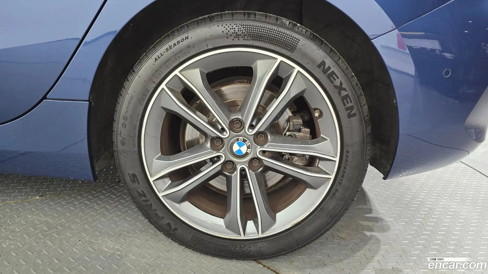 1-Series BMW 2022.5-OUTER-031